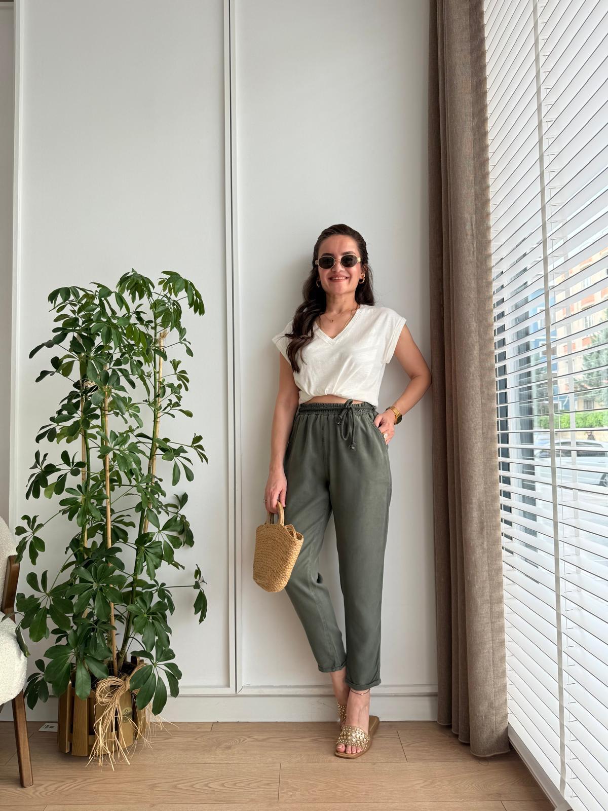 Haki Tensel Kumaş Beli Lastikli Havuç Pantolon 5285