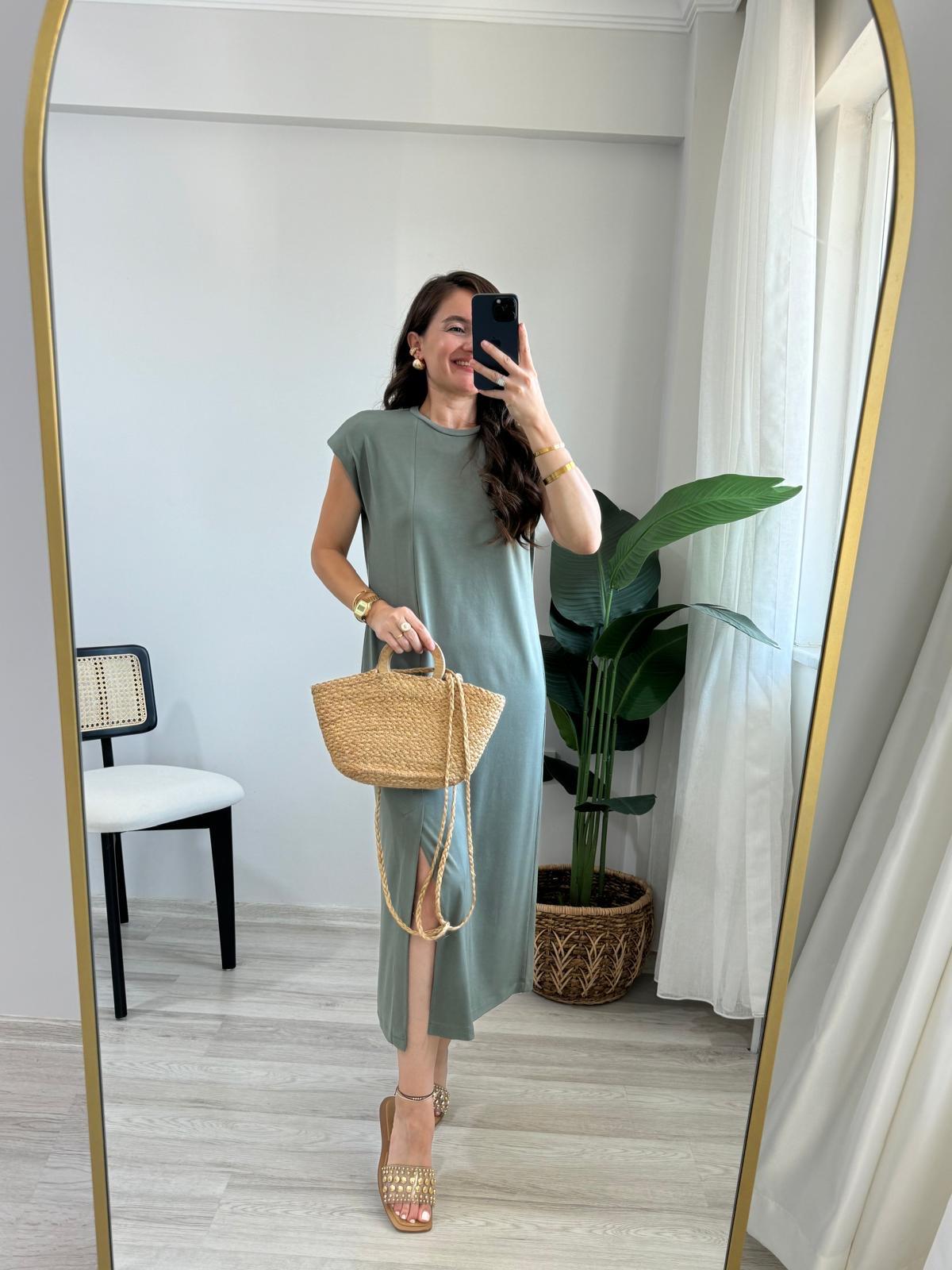 Haki Vatkalı Yırtmaçlı Modal Kumaş Elbise 1018