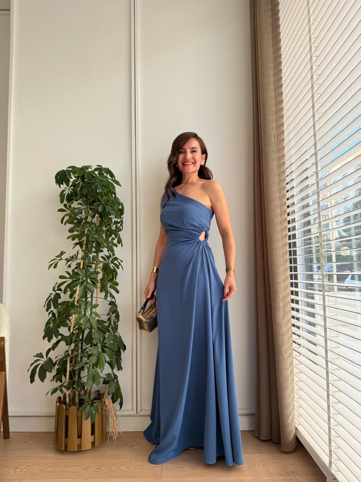 İndigo Bel Dekolteli Tek Omuz Elbise 5956