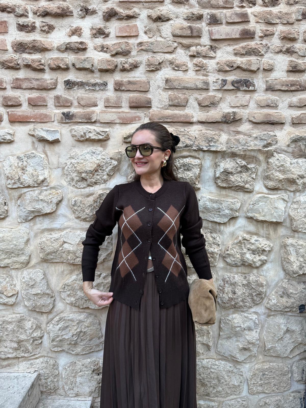 Kahve rengi Baklava Desen Triko Hırka 36822