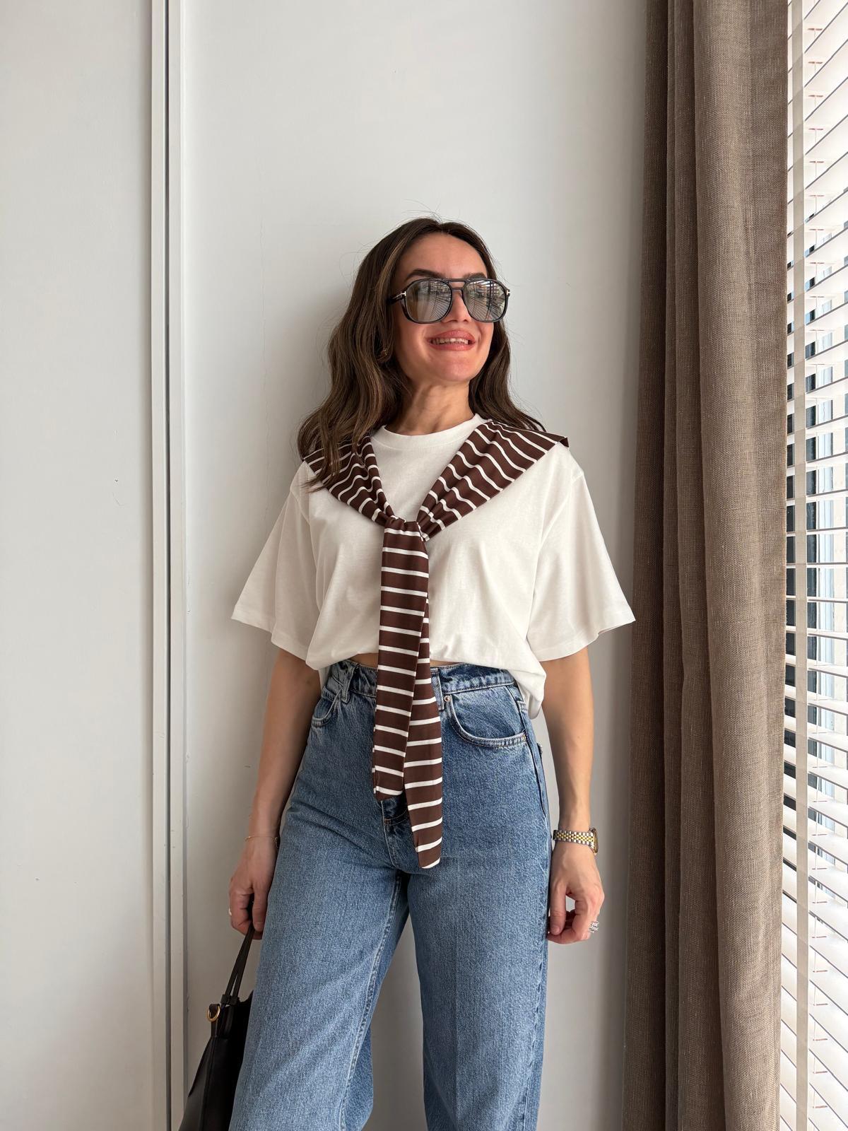 Kahve rengi Beyaz Çizgili Atkı Detaylı T-Shirt 22965