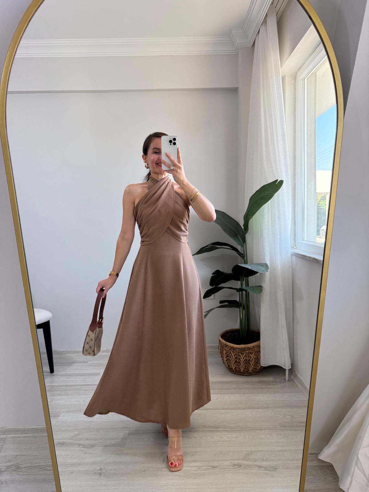 Kahve rengi Çapraz Boyundan Bağlamalı Sırt Dekolteli Keten Elbise 5156