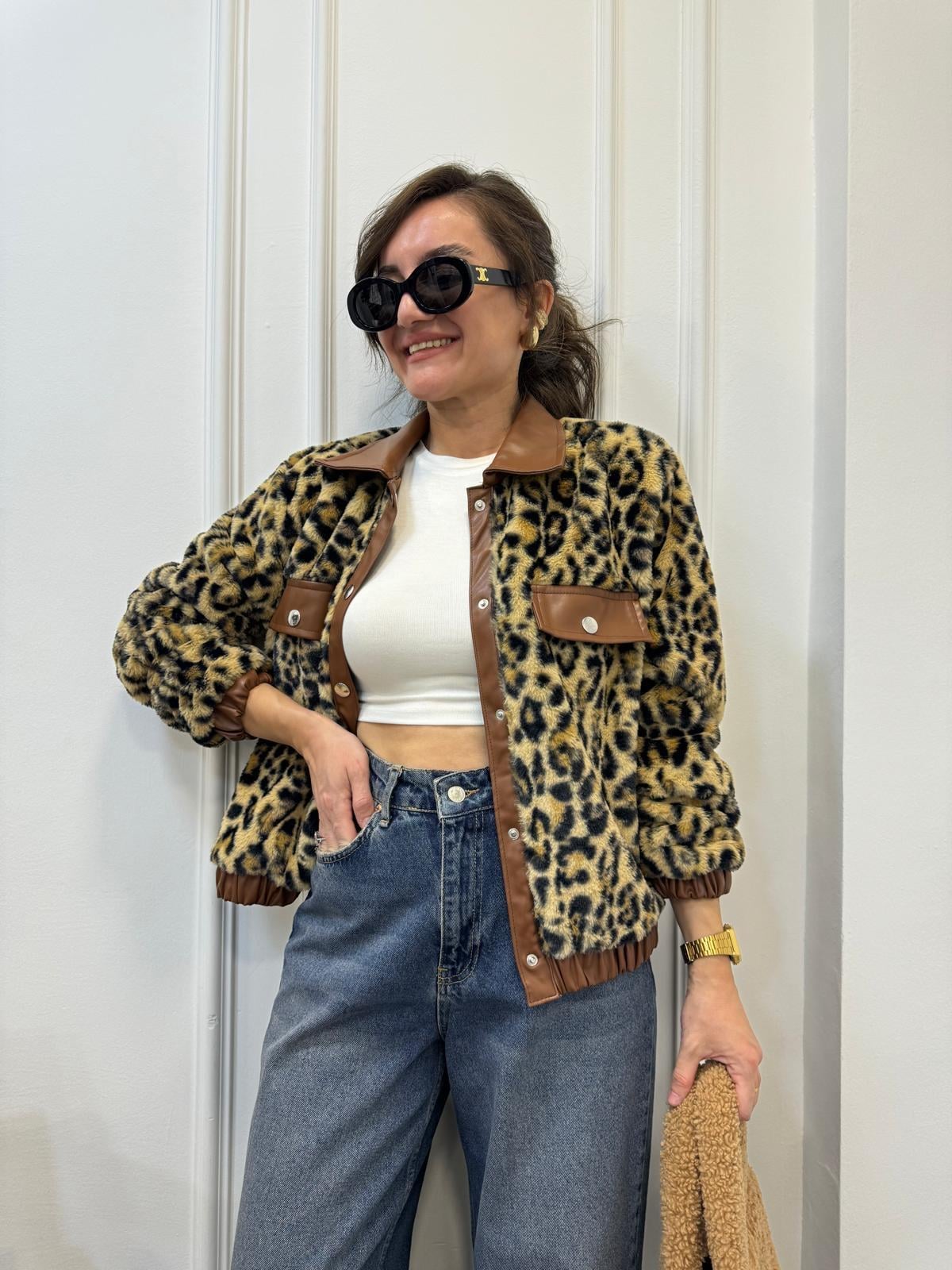 Kahve rengi Deri Garnili Leopar Desen Peluş Ceket 35455