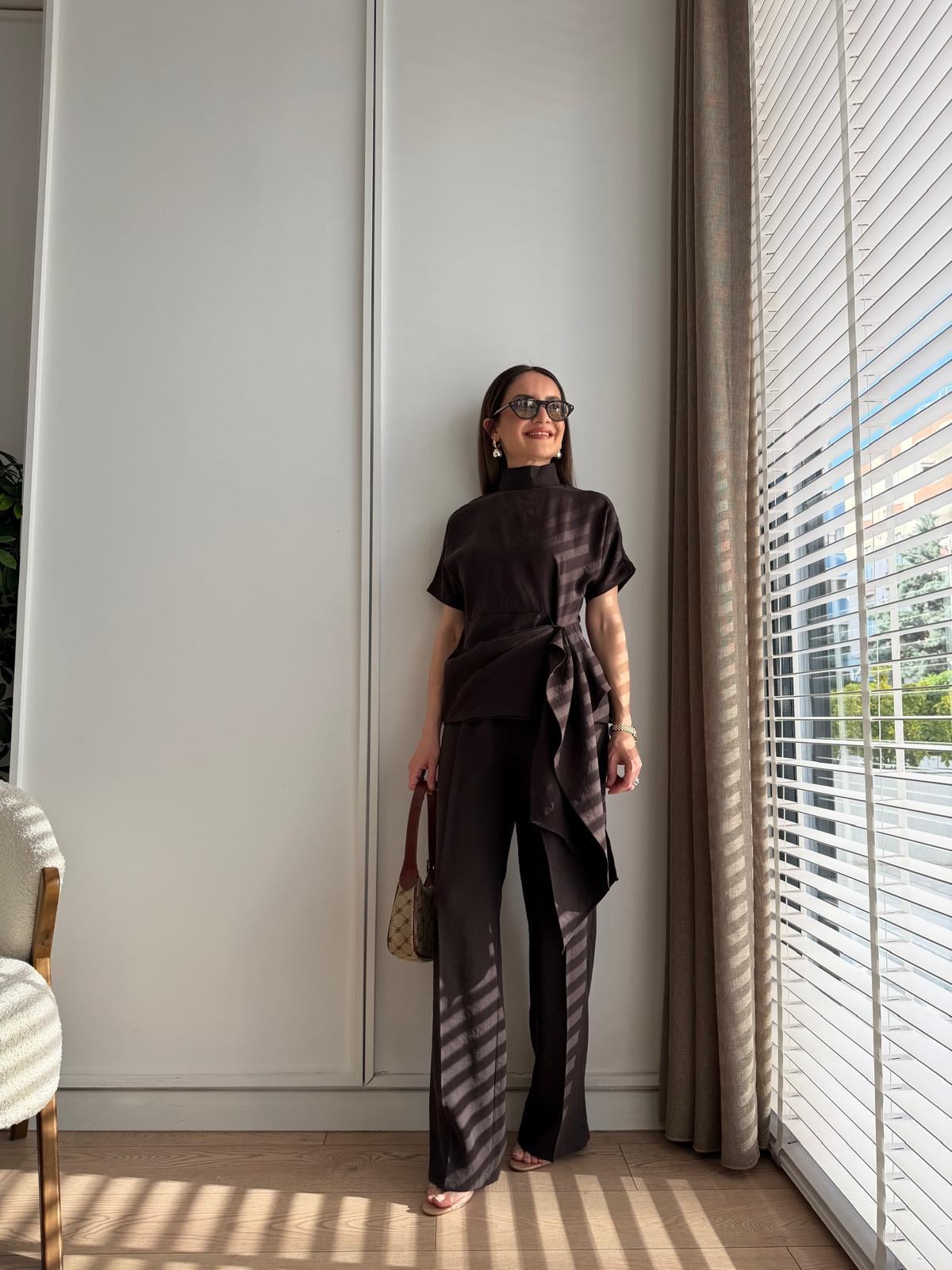 Kahve rengi Düğümlü Kısa Kol Bluz Pantolon Takım 9154
