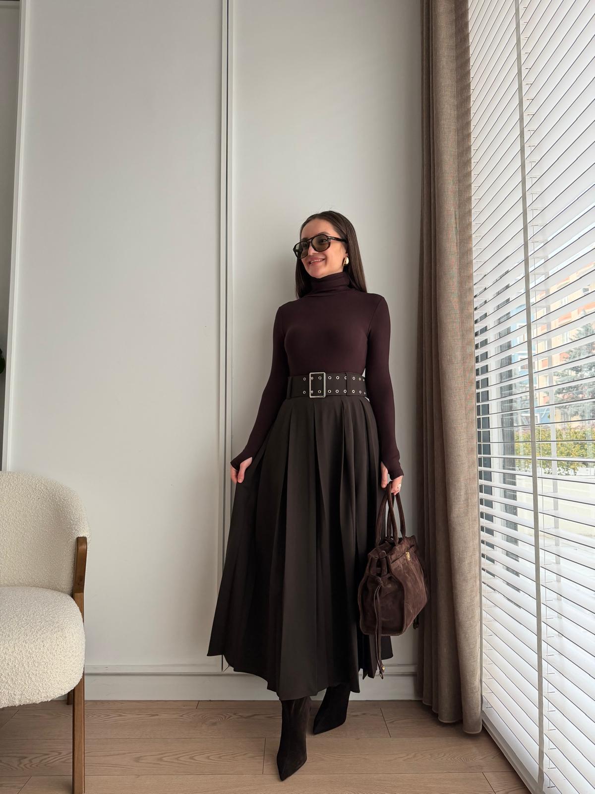 Kahve rengi Geniş Kemerli Yırtmaçlı Etek 0392