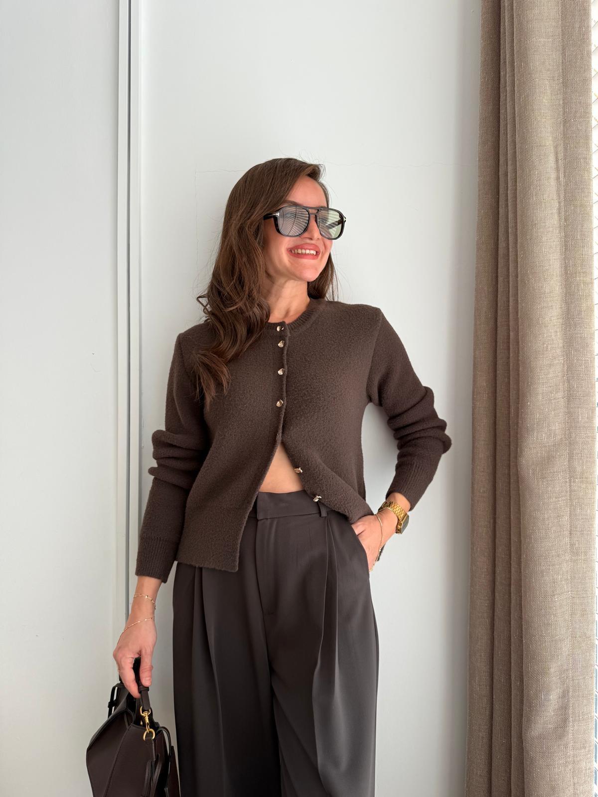 Kahve rengi Gold Düğmeli Angora Hırka 7606