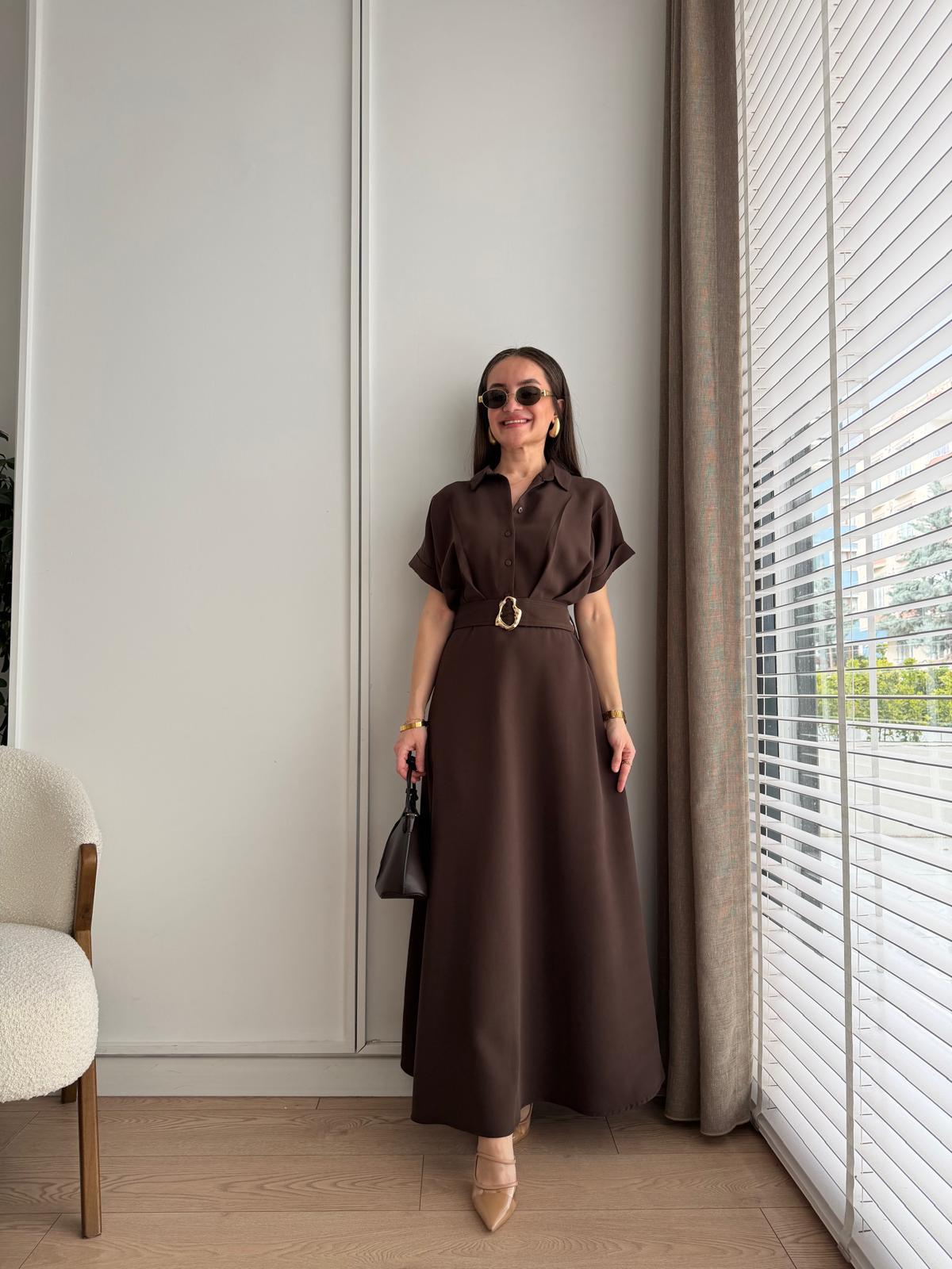 Kahve rengi Kemerli Pile Detaylı Elbise 2376