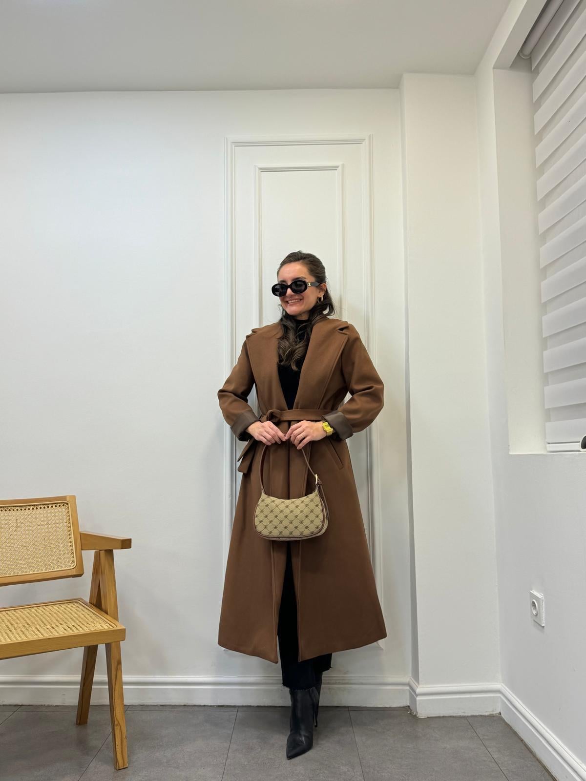 Kahve rengi Kuşaklı Astarlı Kaban 9350