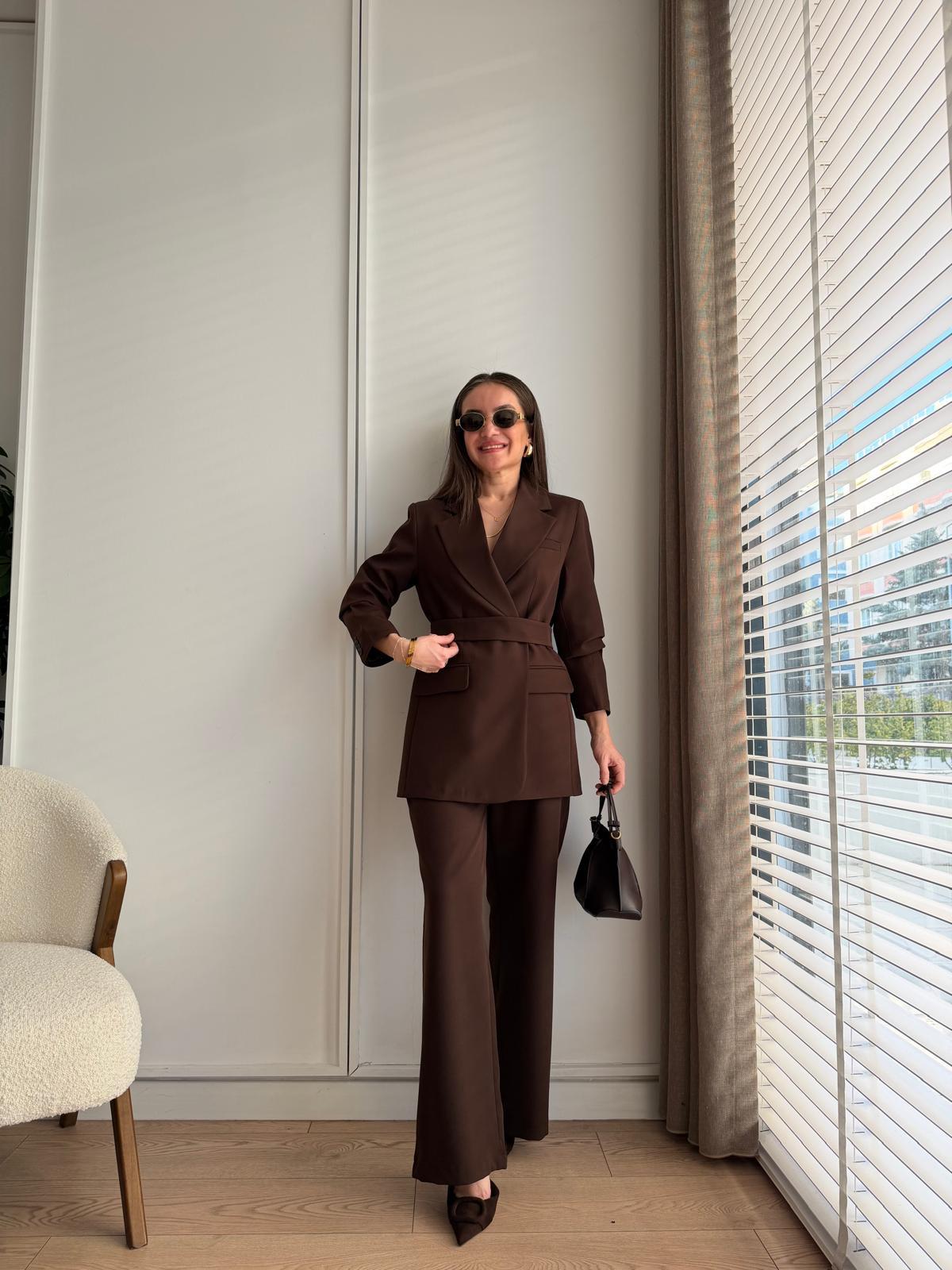 Kahve rengi Kuşaklı Blazer Ceket Pantolon Takım 9266