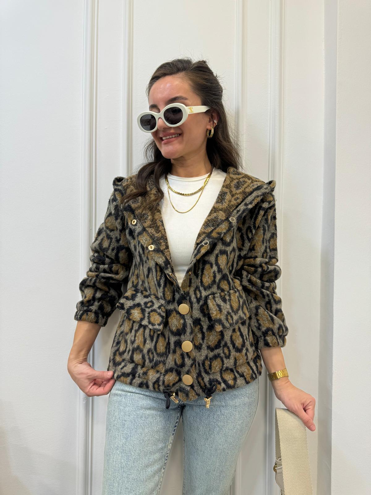 Kahve rengi Leopar Desen Kapüşonlu Gold Çıtçıtlı Hırka 2461005