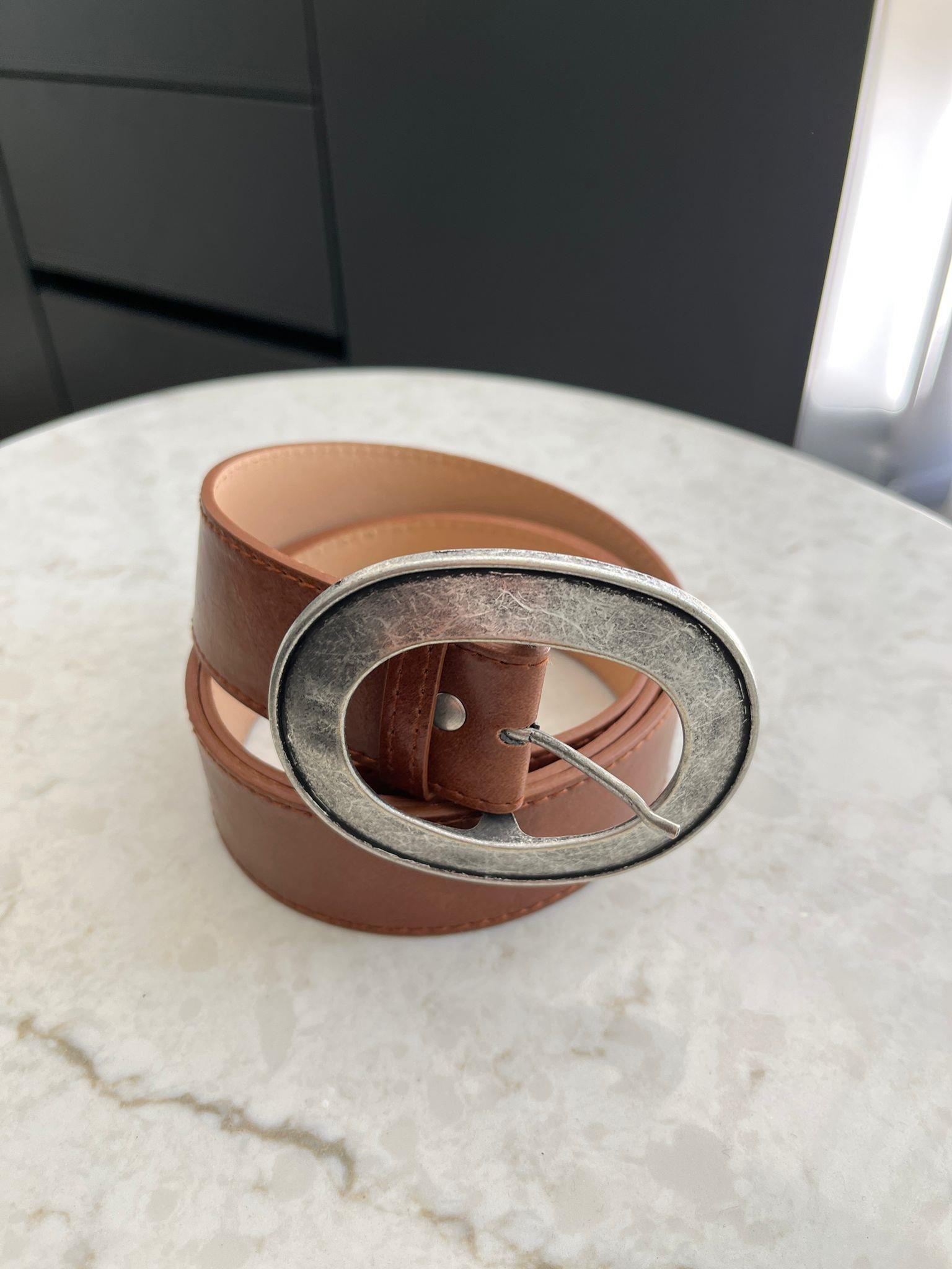 Kahve rengi Metal Tokalı Kemer SB74