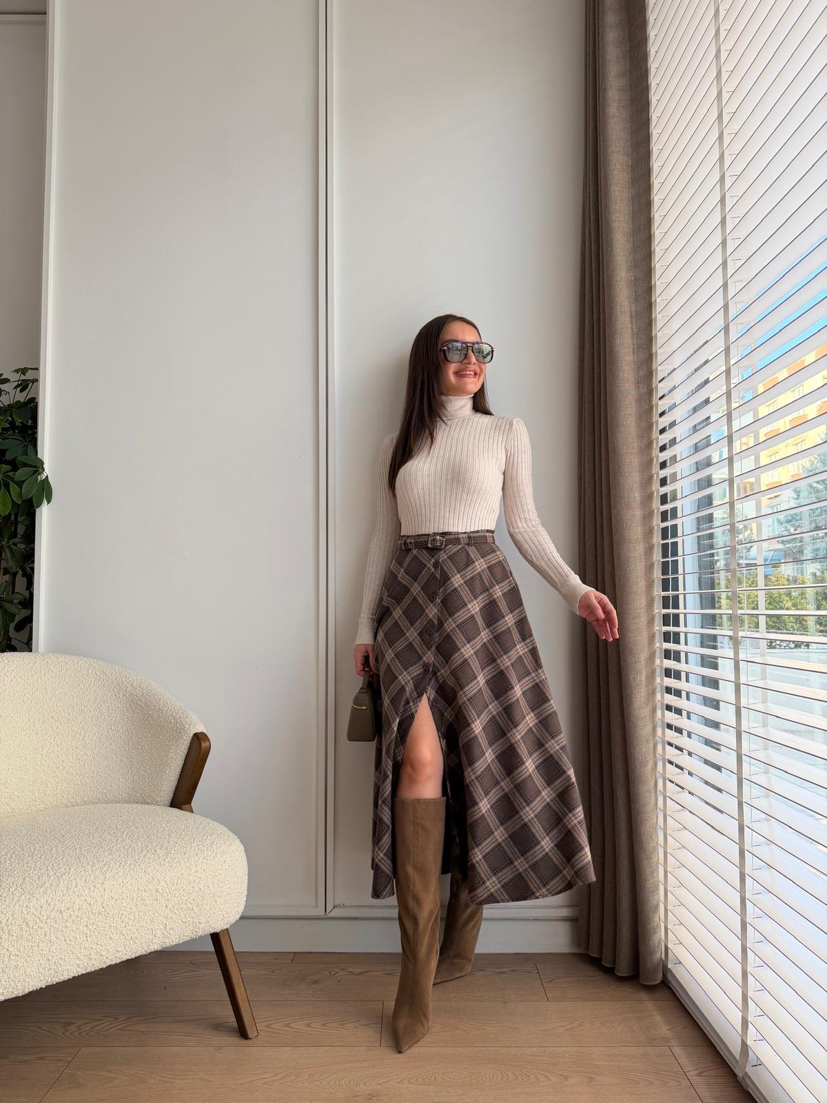 Kahve rengi Ön Düğme Detaylı Kemerli Ekose Etek 36977