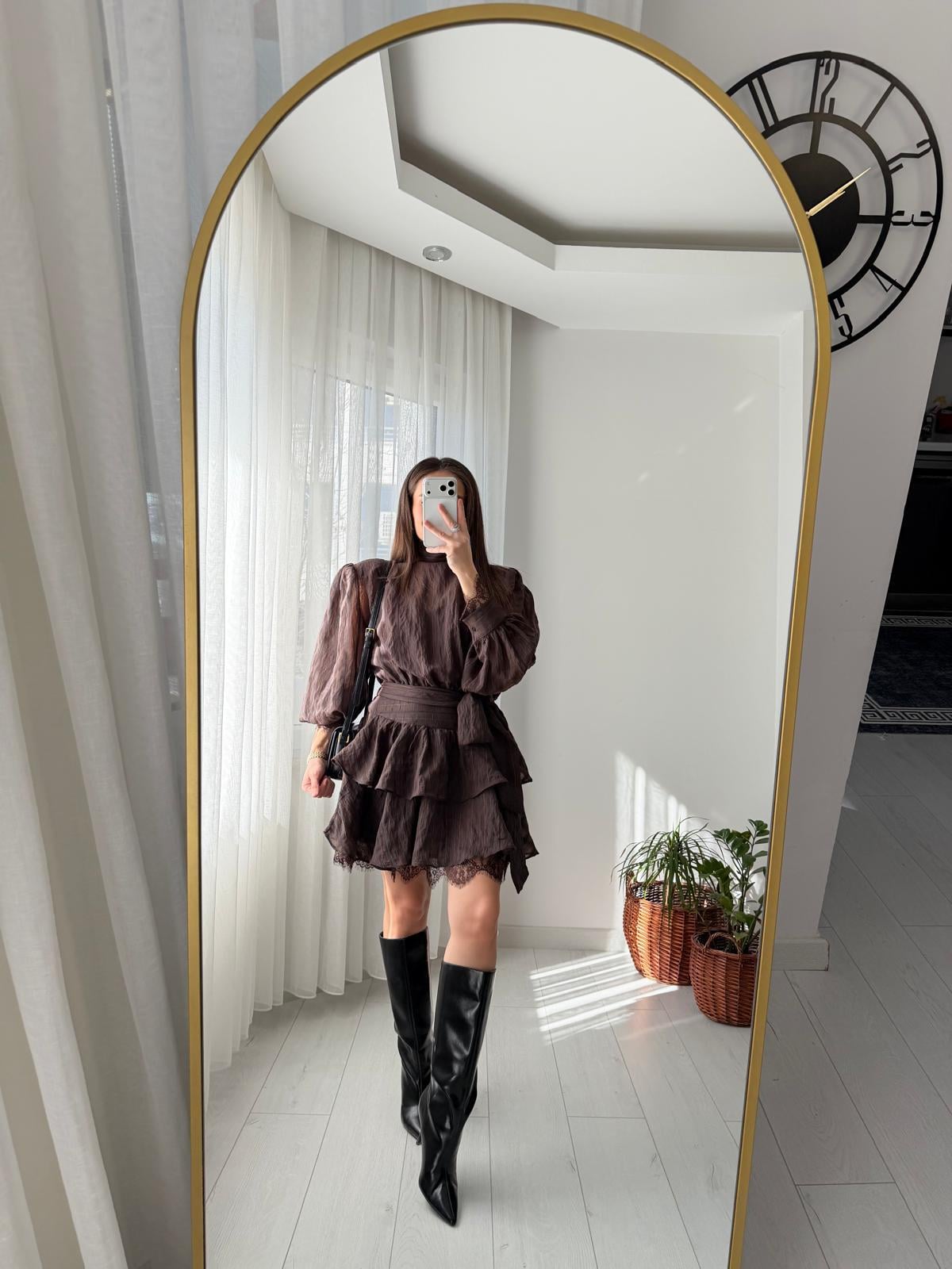 Kahve rengi Sim Geçişli Dantel Detaylı Tasarım Elbise 35540