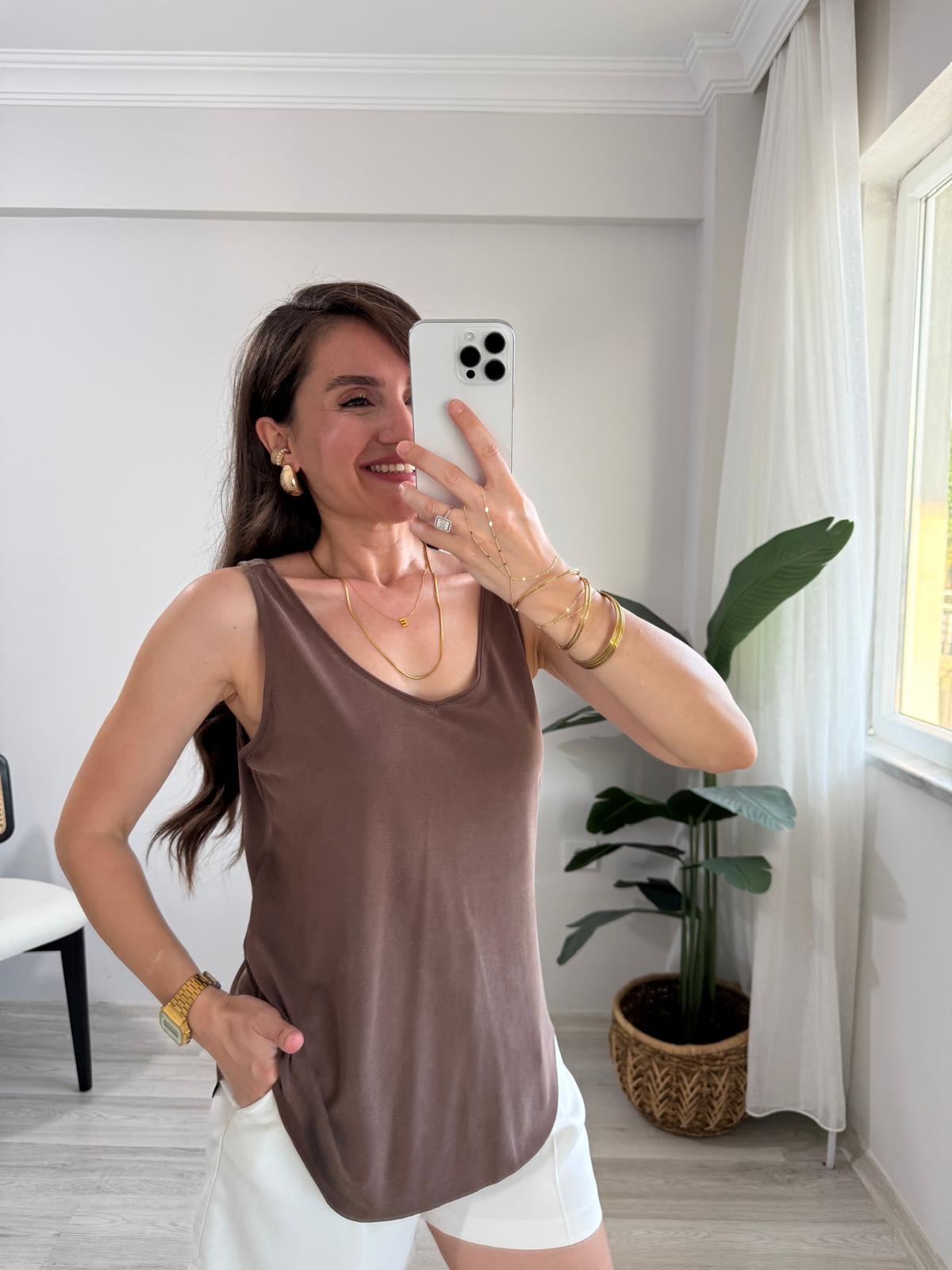 Kahve rengi V Yaka Kalın Askılı Modal Kumaş Atlet 30110