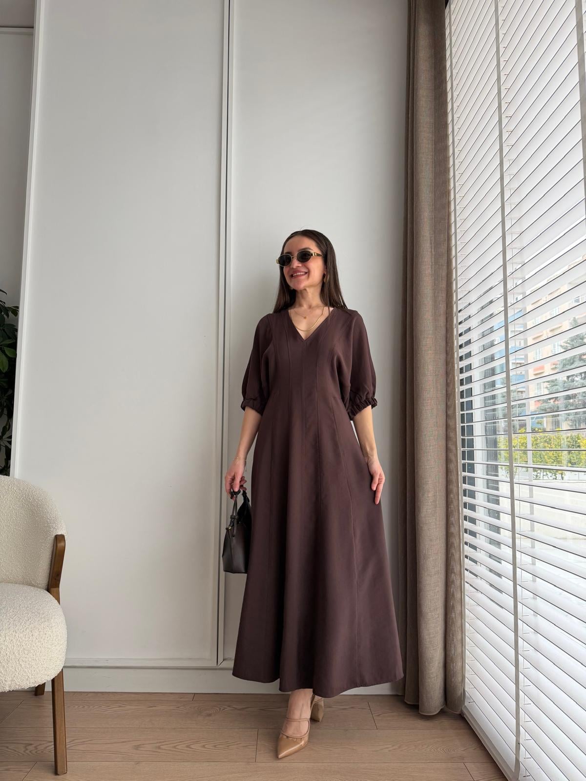 Kahve rengi V Yaka Parçalı Elbise 5282