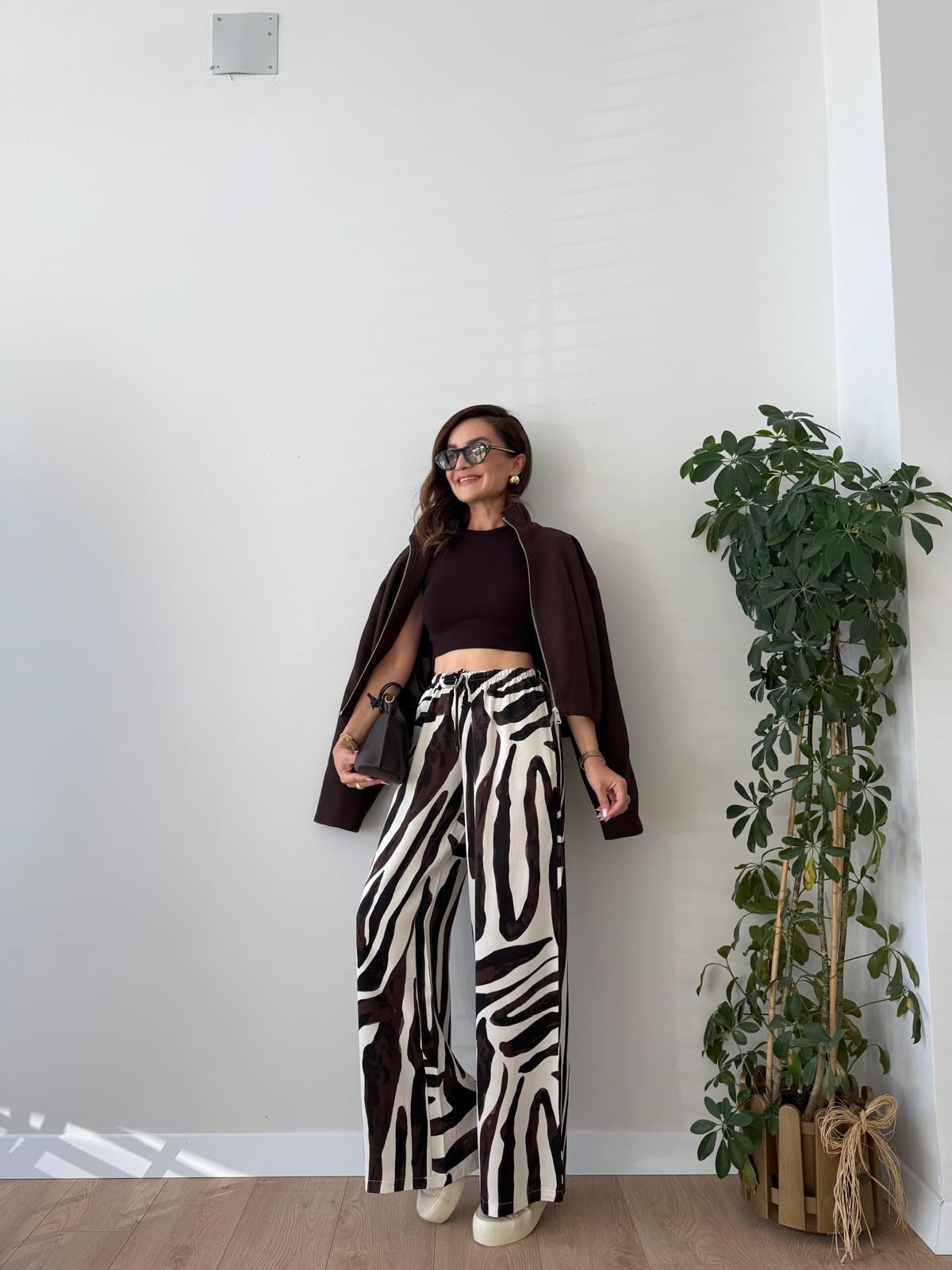 Kahve rengi Zebra Desen Saten Pantolon 9177