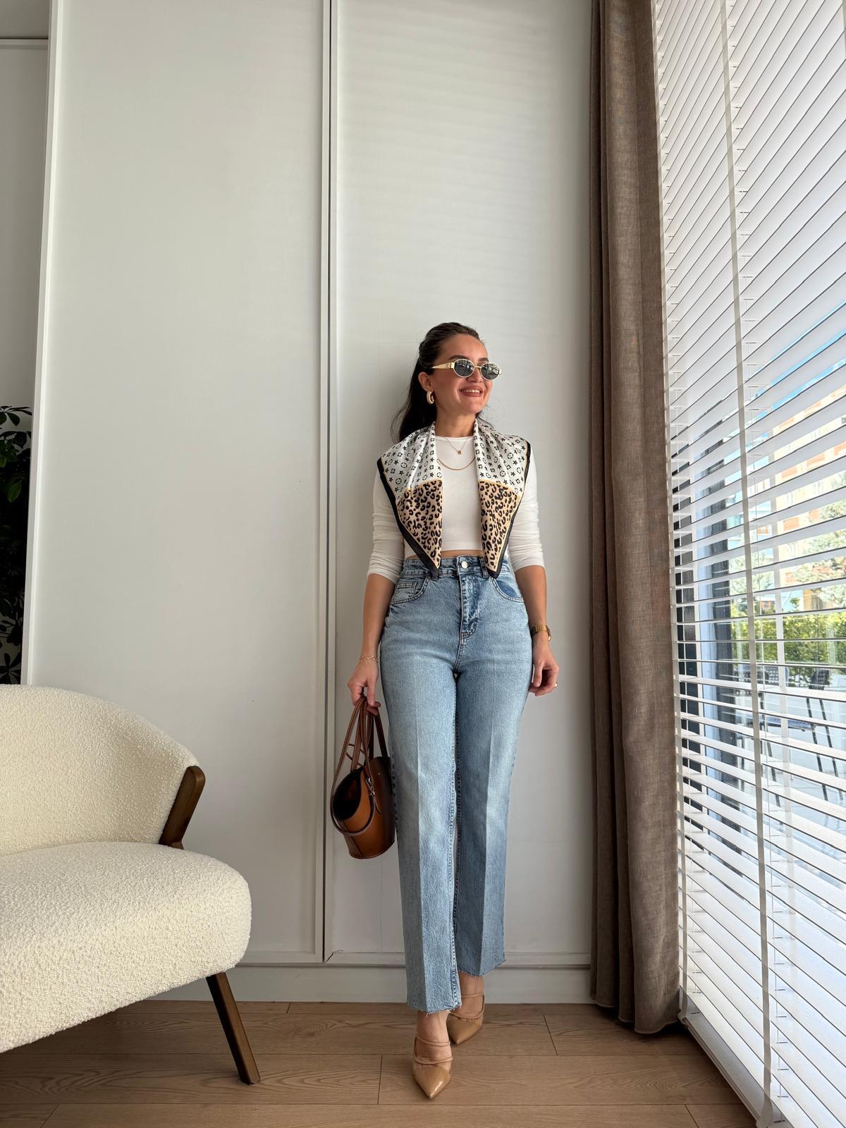 Karlama mavi Ütü İzli Boy Fit Jean 0570