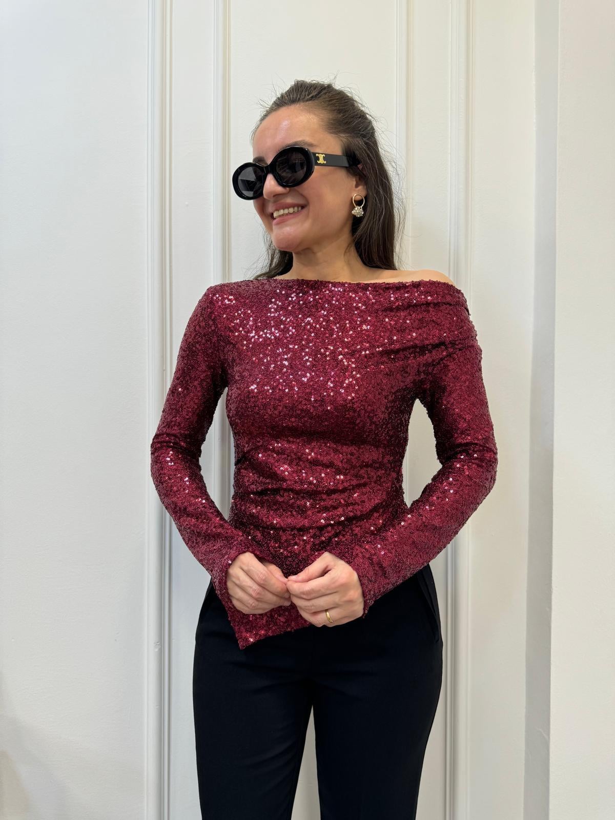 Kırmızı Asimetrik Kesim Payetli Drapeli Bluz 3155