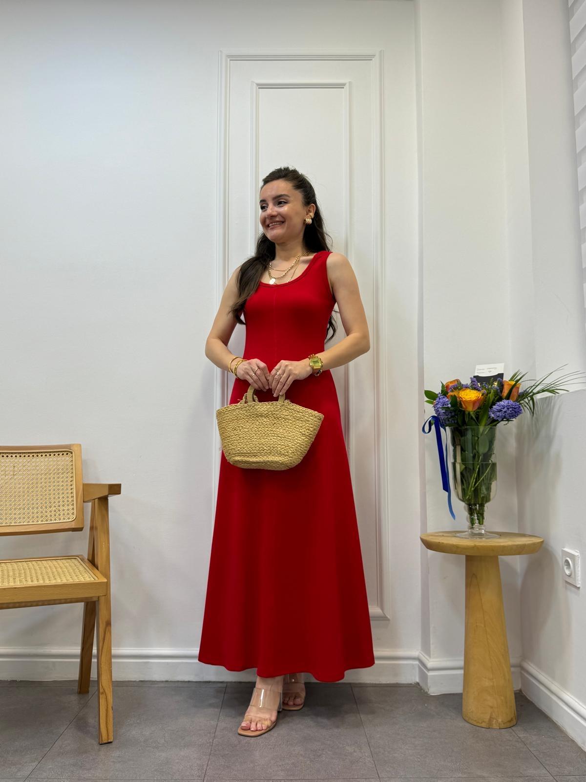 Kırmızı Önü Dikişli Askılı Elbise 9098