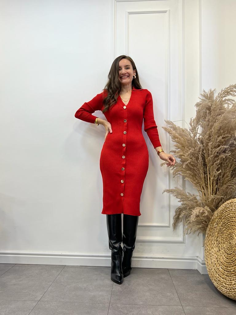 Kırmızı Polo Yaka Gold Düğme Detaylı Midi Boy Elbise 94148