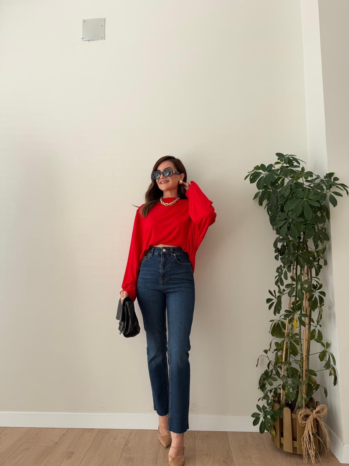 Koyu mavi Yüksek Bel Paçası Kesik Mom Jean 0520