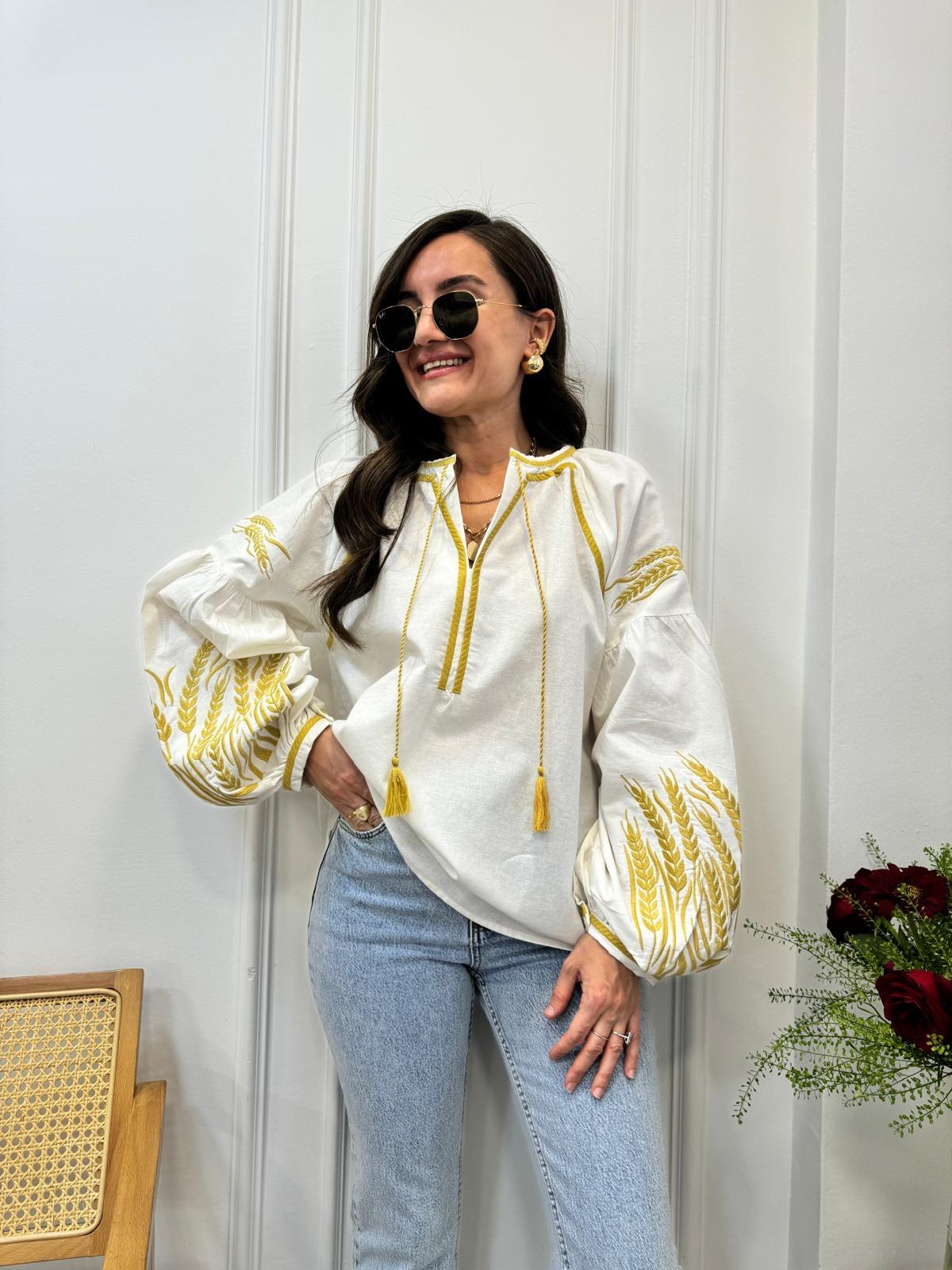 Krem Gold Nakış İşlemeli Bluz 4354