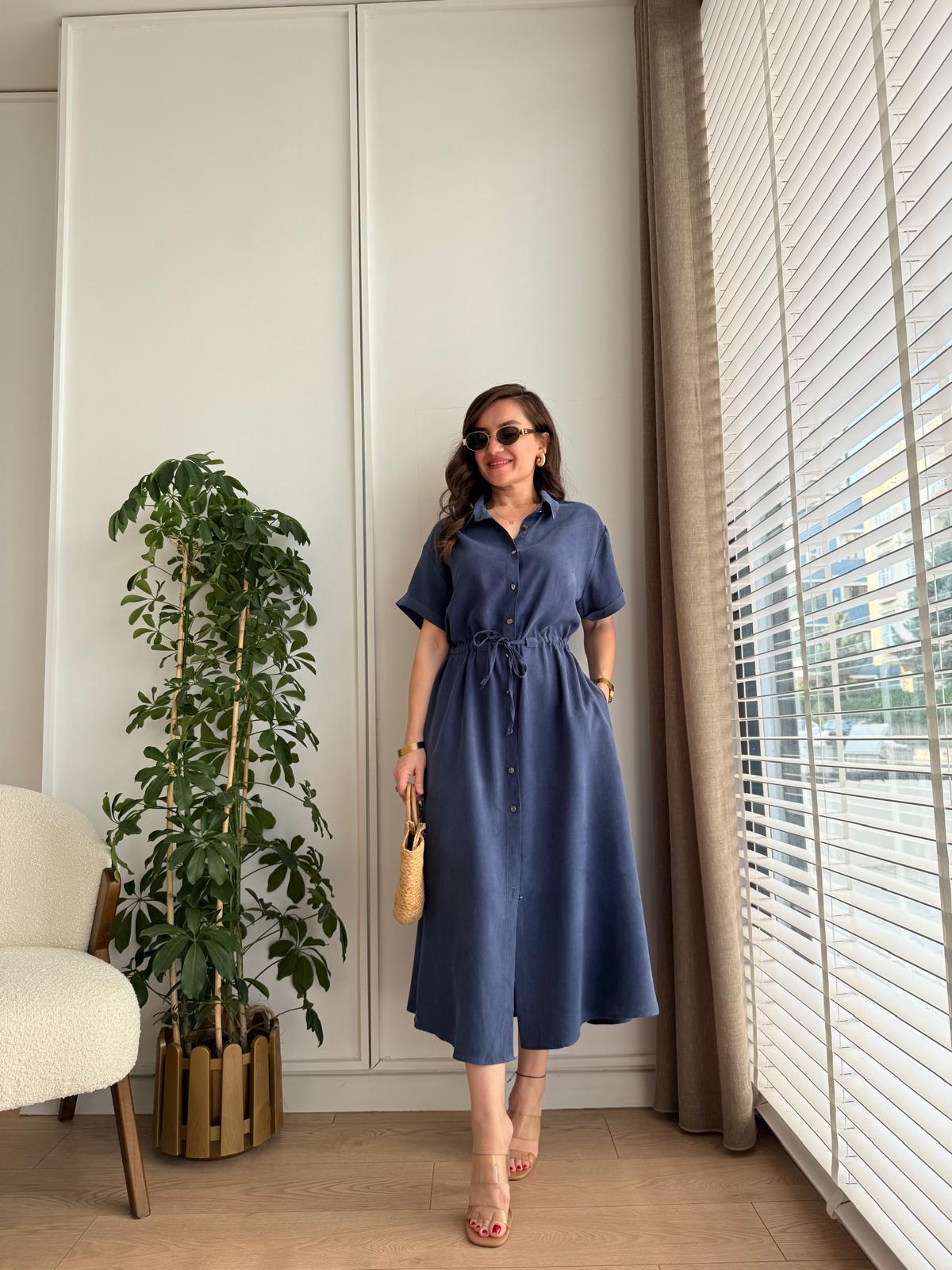 Lacivert Bel Bağlama Detaylı Düğmeli Elbise 570