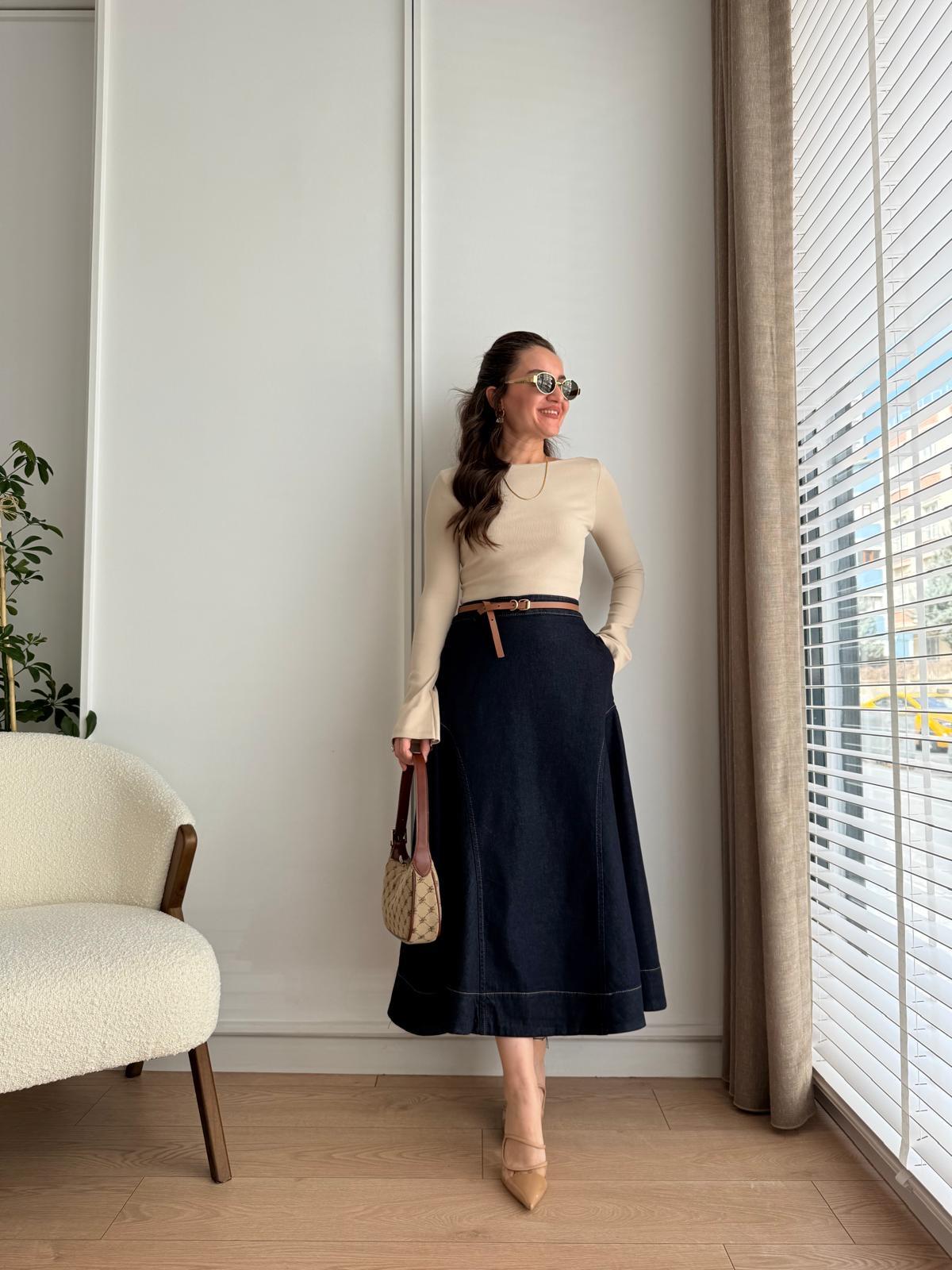 Lacivert Dikiş Detaylı Ön Fermuarlı Denim Etek 0371