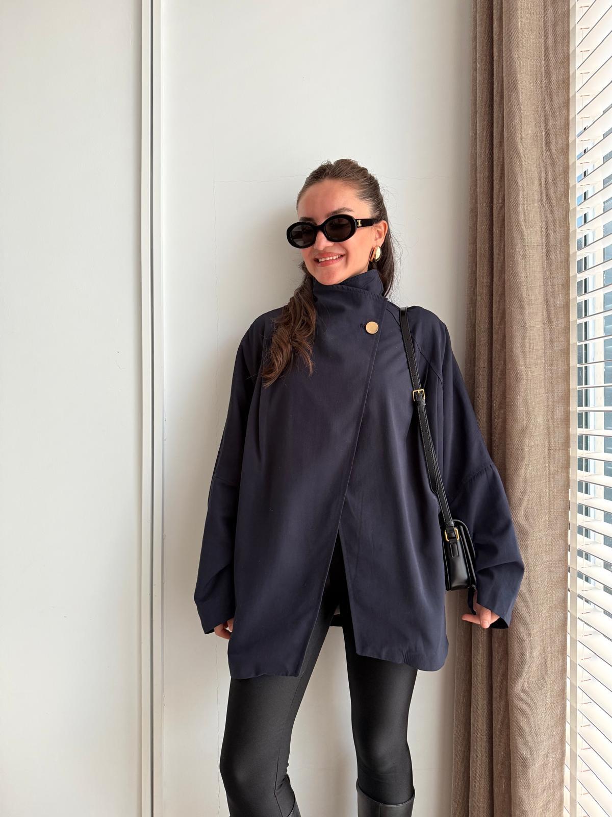 Lacivert Düğme Detaylı Oversize Trençkot 0188