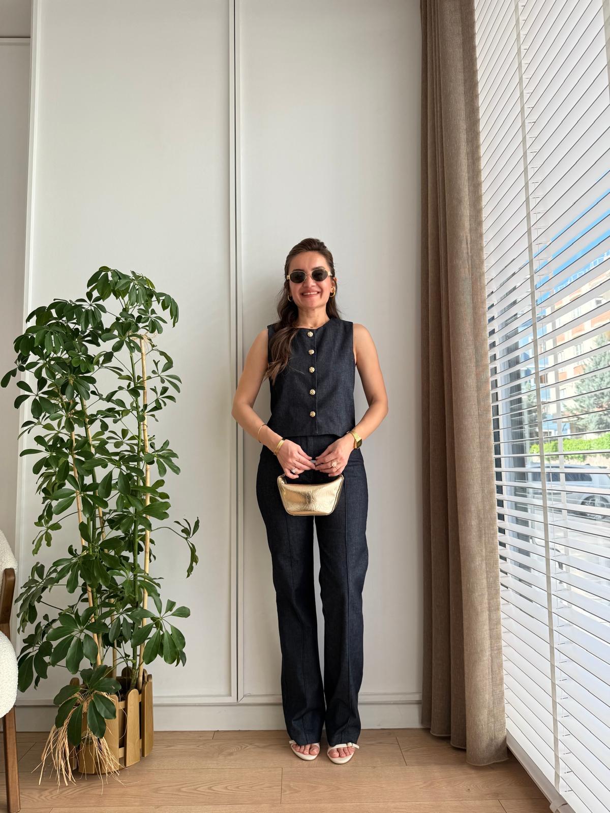 Lacivert Gold Düğme Detaylı Yelek Pantolon Takım 7216