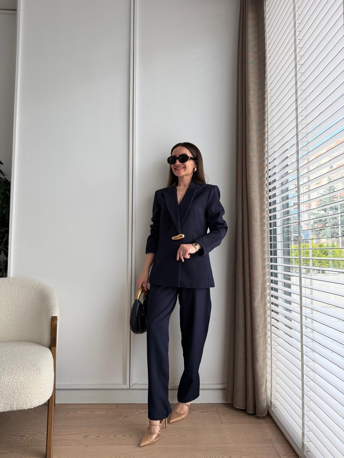 Lacivert Gold Düğmeli Paça Detaylı Takım 9282