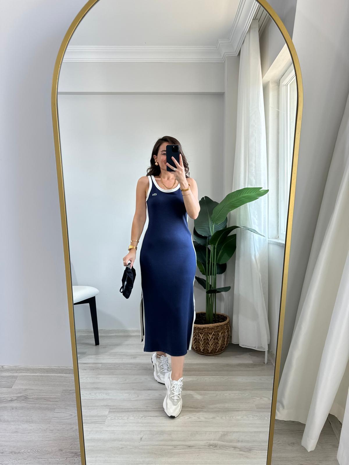 Lacivert Orjinal Marka Yan Şeritli Sıfır Kol Yırtmaçlı Elbise 1601