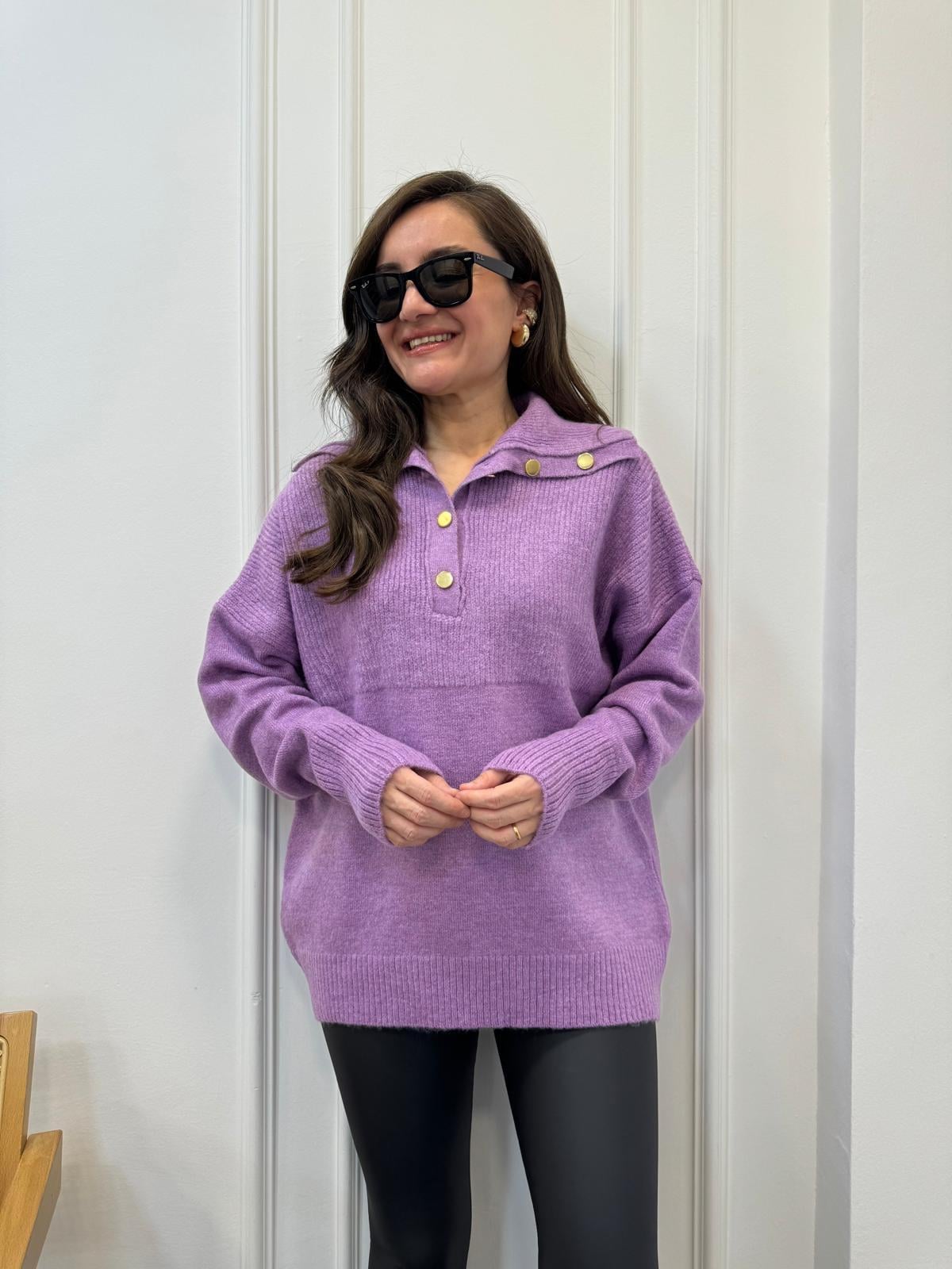 Lila Polo Yaka Gold Düğme Detaylı Triko Kazak 22733