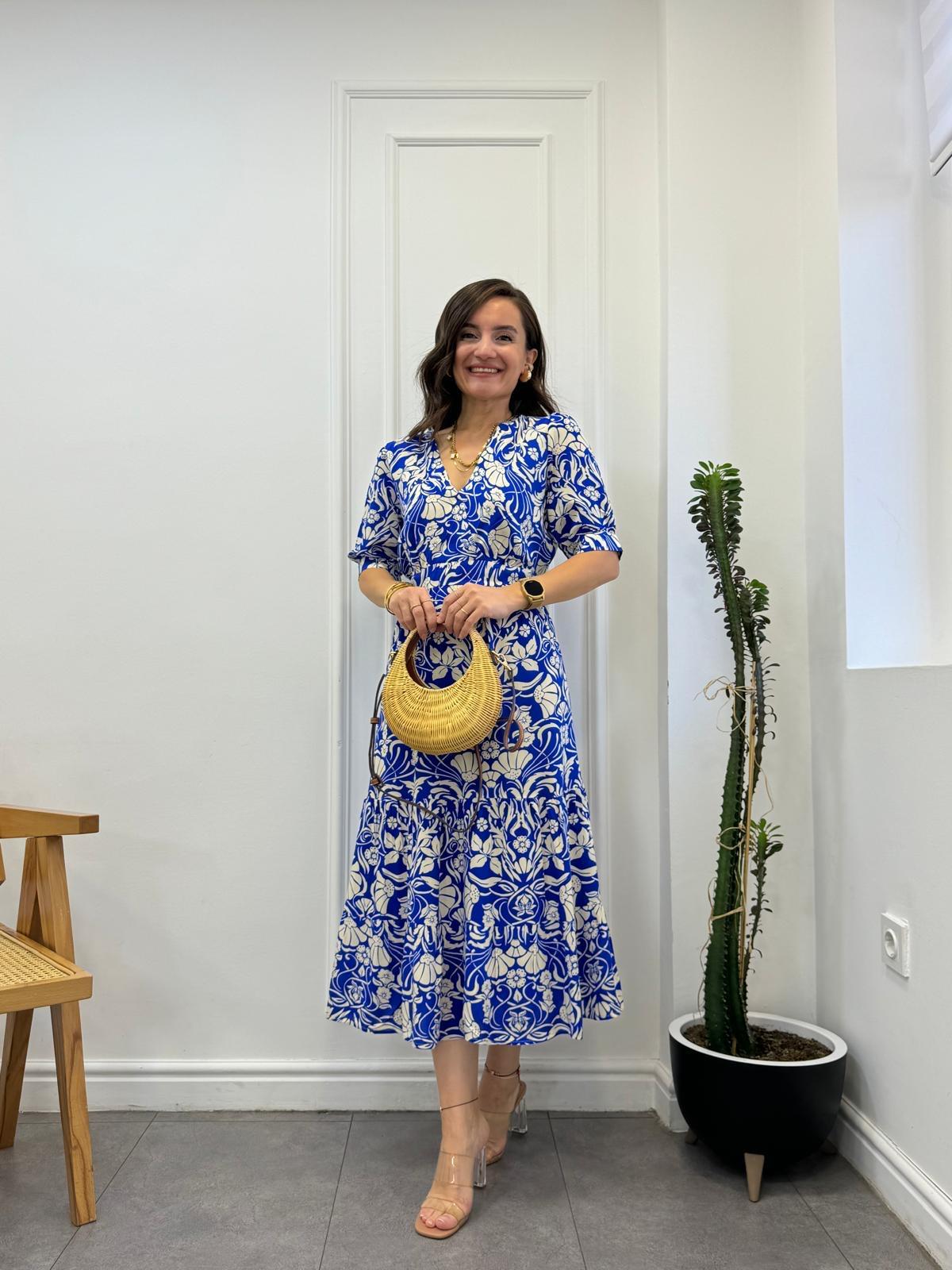 Mavi Desenli Kravuze Yaka Kısa Kol Viskon Elbise 5843