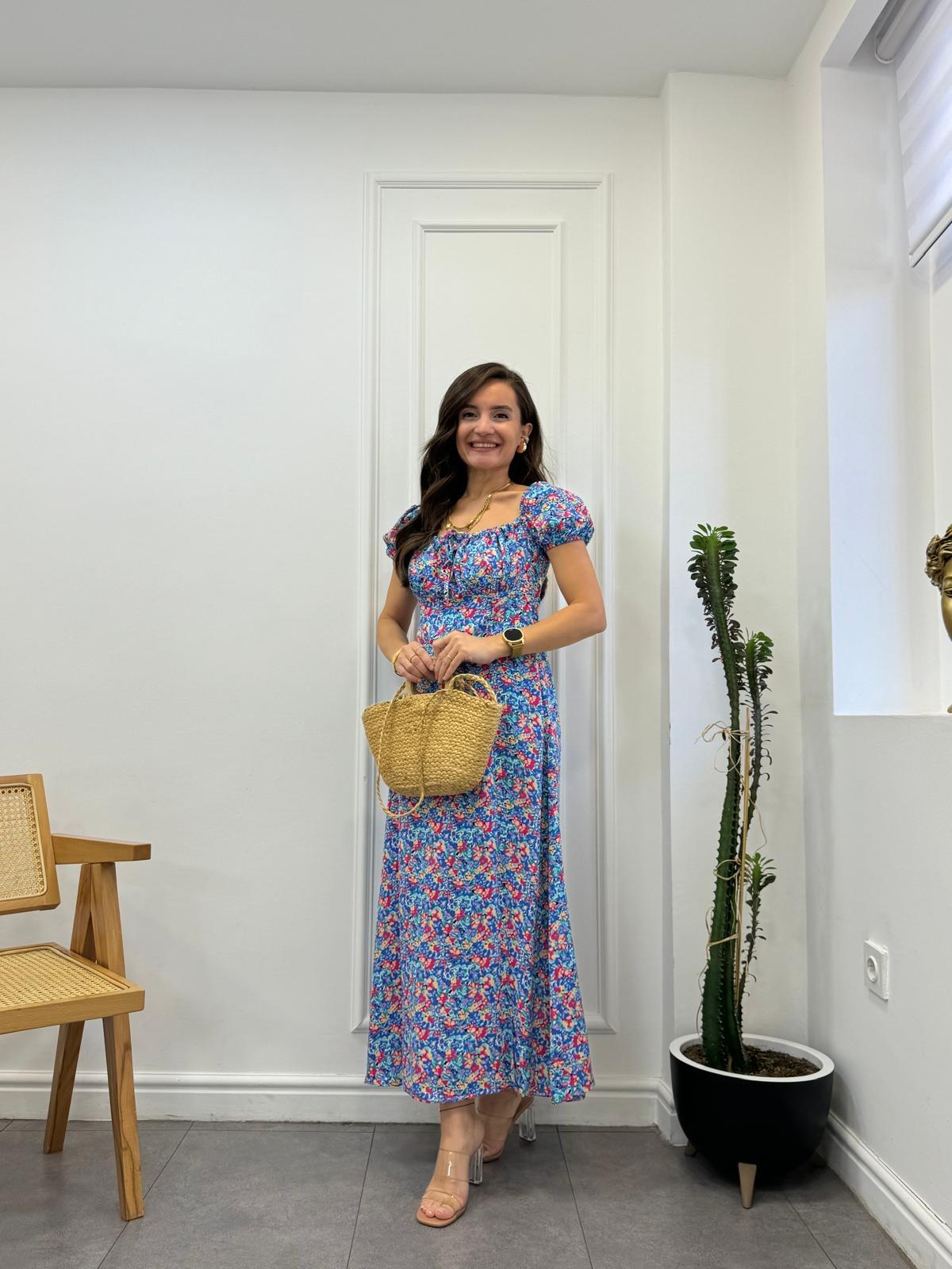 Mavi Desenli Yaka Bağcıklı Sırt Gipeli Elbise 5803