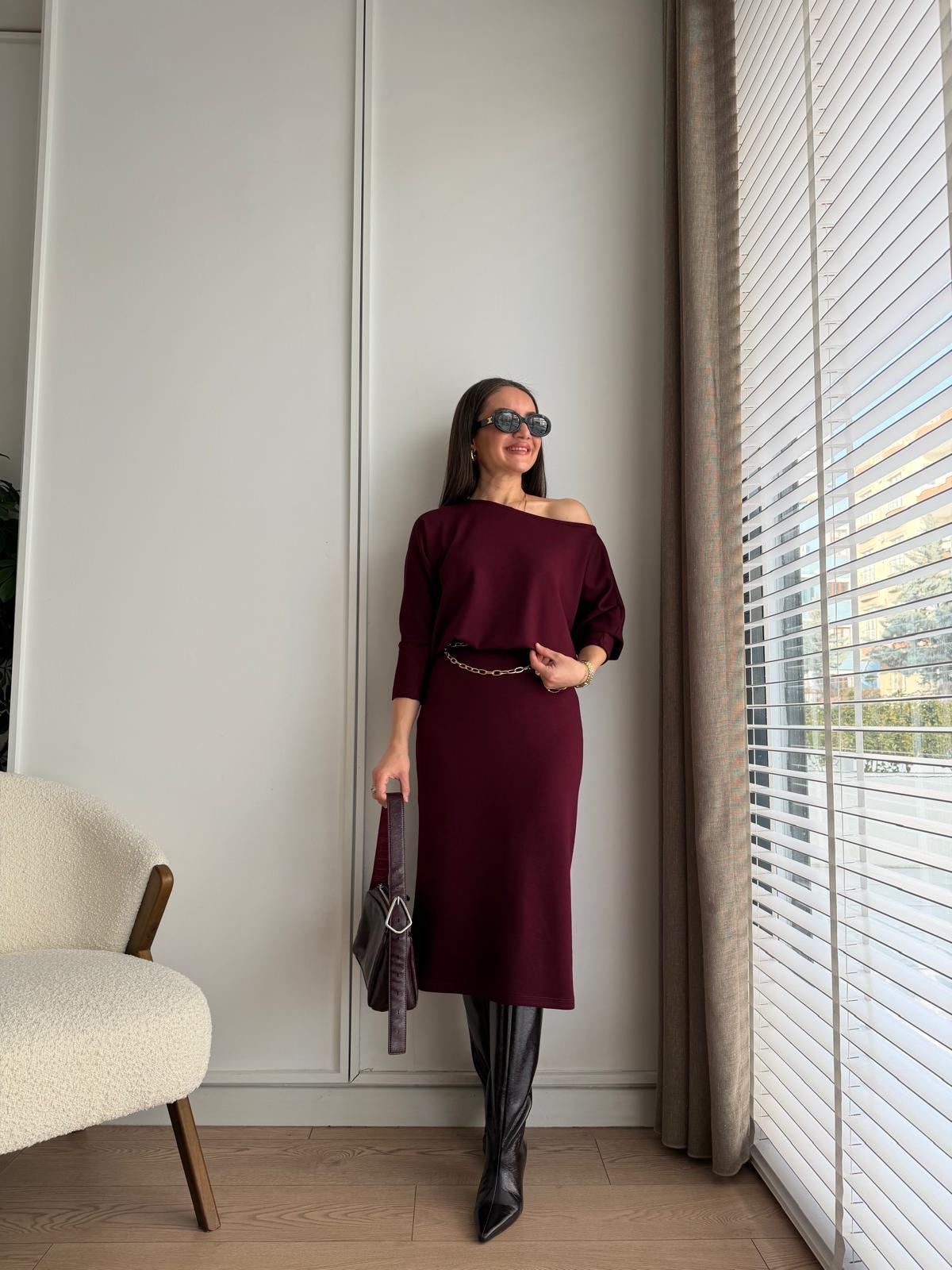 Mürdüm Kayık Yaka Yarasa Kol Elbise 2360