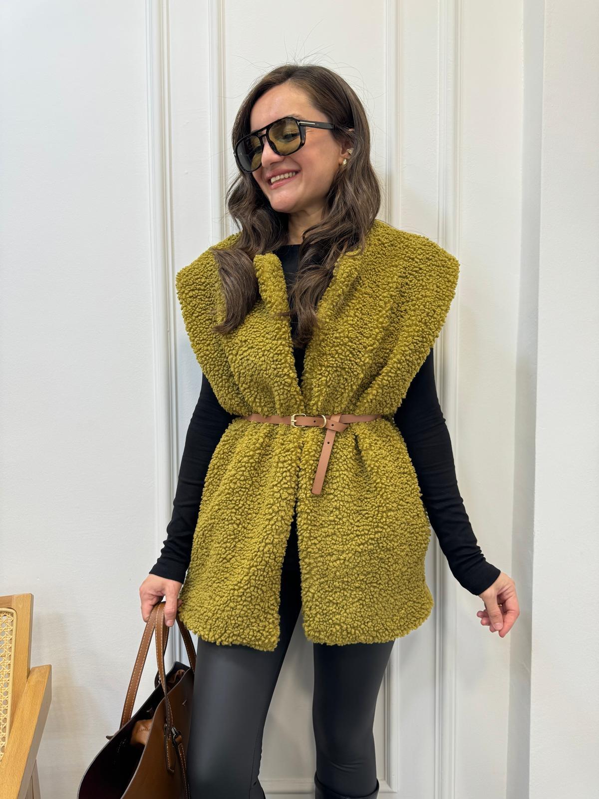 Olive Astarlı Kemerli Teddy Yelek 25500