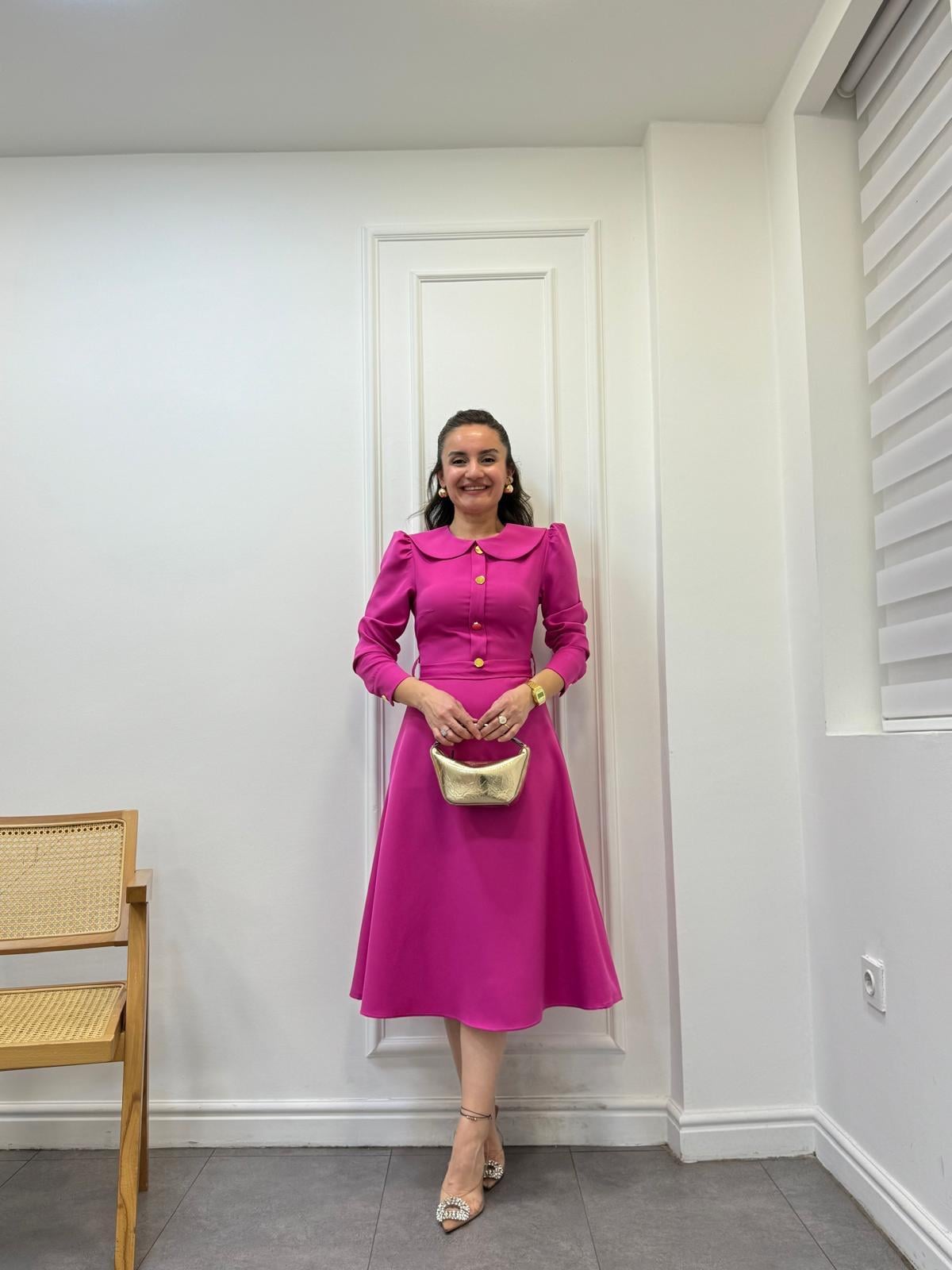 Pembe Bebe Yaka Gold Düğme Detaylı Elbise 1143