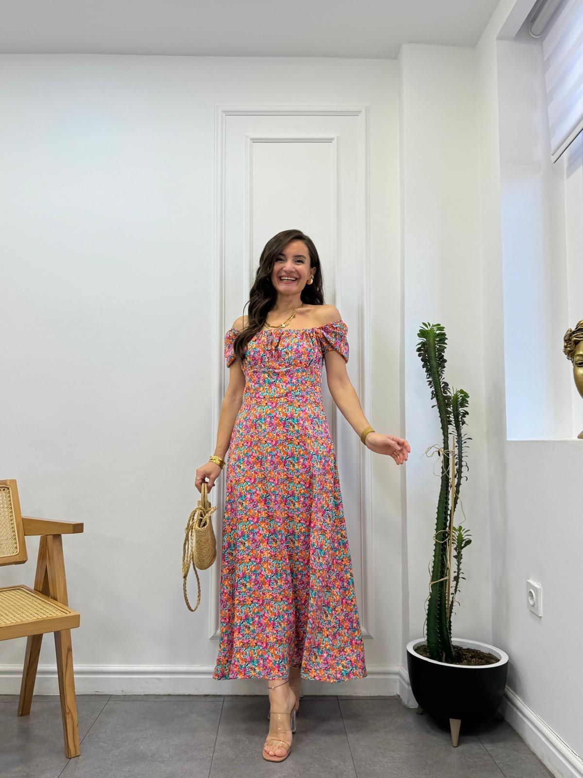 Pembe Desenli Yaka Bağcıklı Sırt Gipeli Elbise 5803