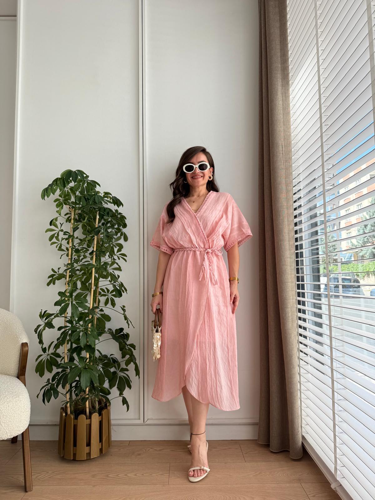 Pembe Kruvaze Yaka İç Astarlı Tasarım Elbise 584