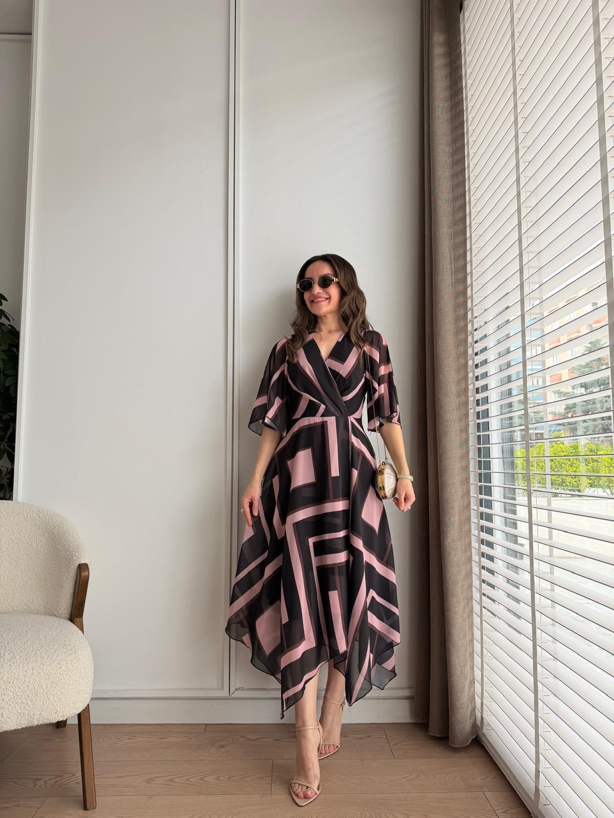 Pudra Kruvaze Yaka Asimetrik Şifon Elbise 2755