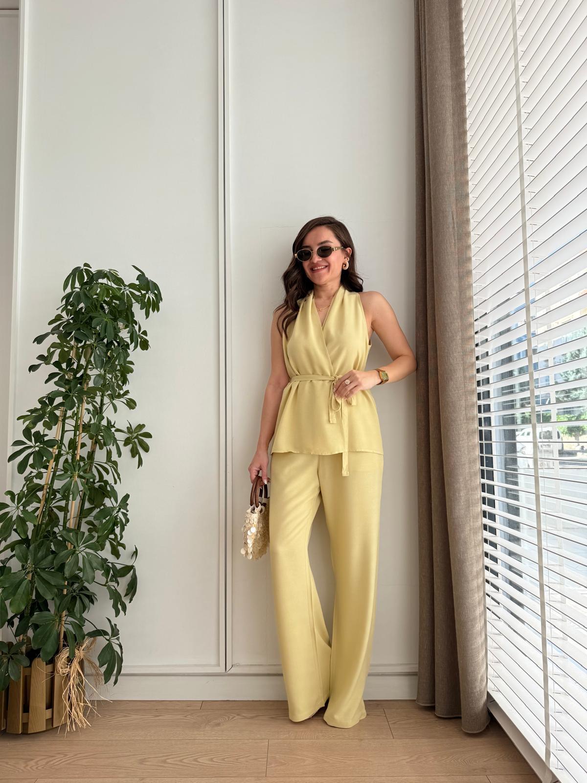 Sarı Keten Bağlamalı Yelek Pantolon Takım 0243
