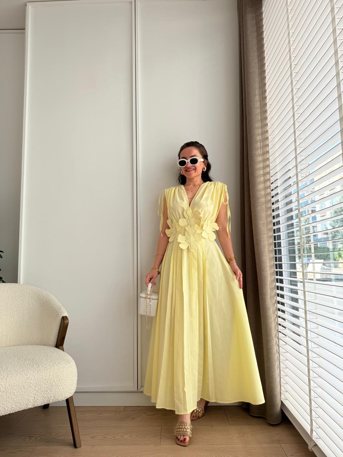 Sarı Omuz Bağlamalı Ön Çiçek Detaylı Tasarım Elbise 25192