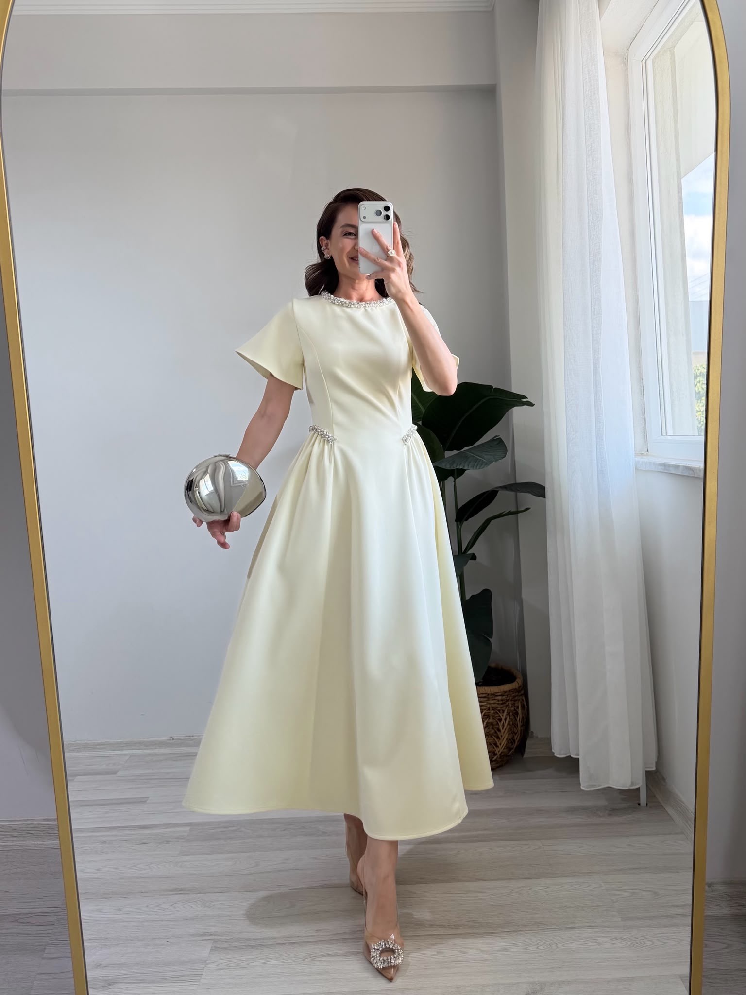Sarı Prenses Kesim Taş İşlemeli Elbise 3220