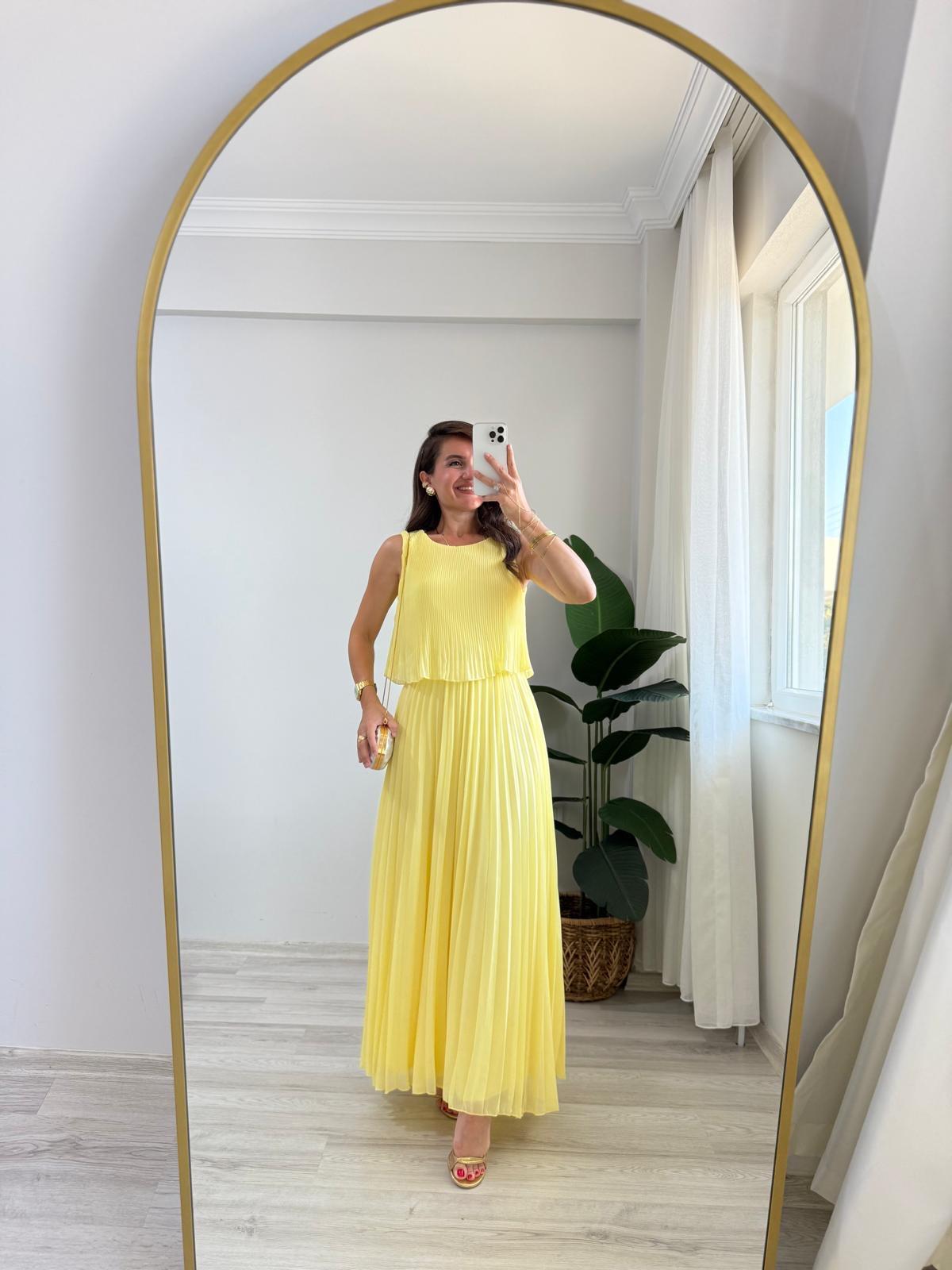 Sarı Sıfır Kol Piliseli Şifon Elbise 2621