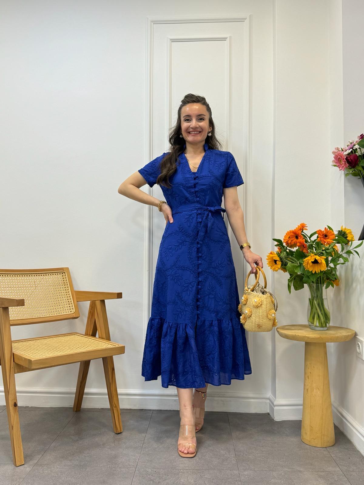 Sax Hakim Yaka Düğme Detaylı Brode Elbise 2022