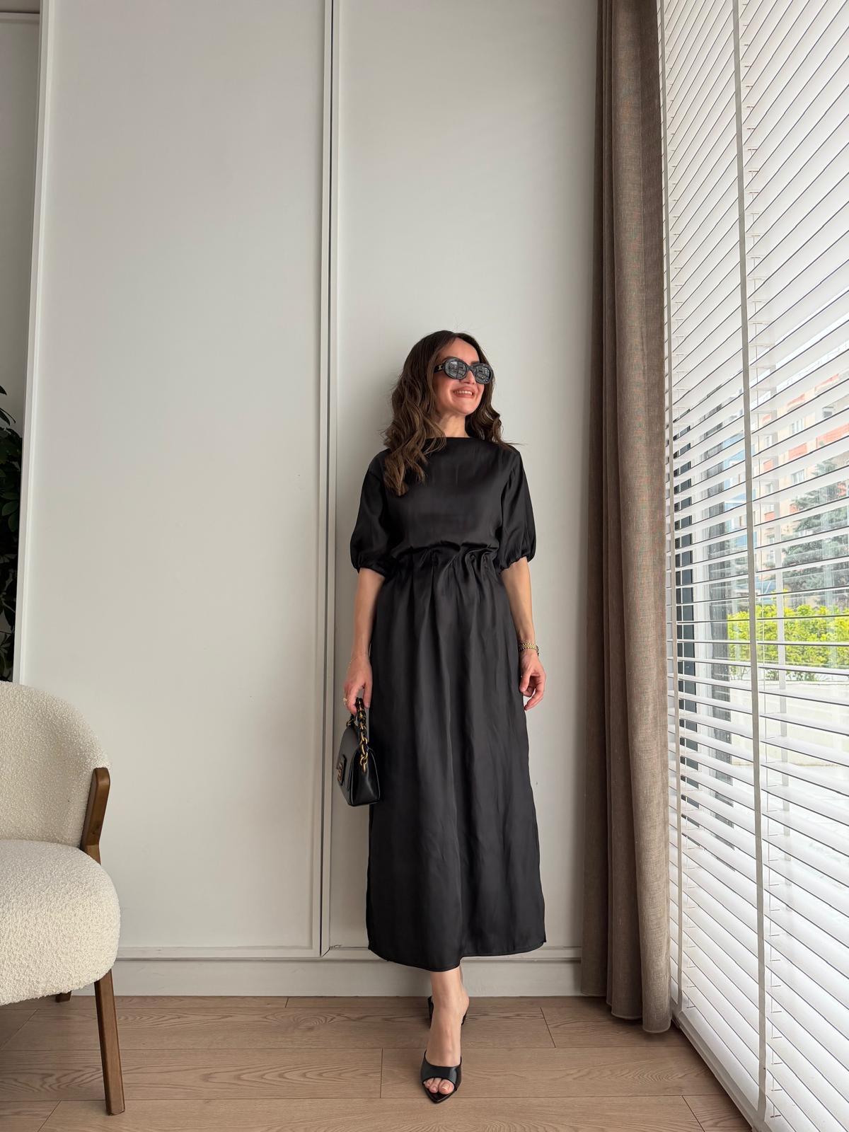 Siyah Balon Kol Crhuslı Saten Elbise 213