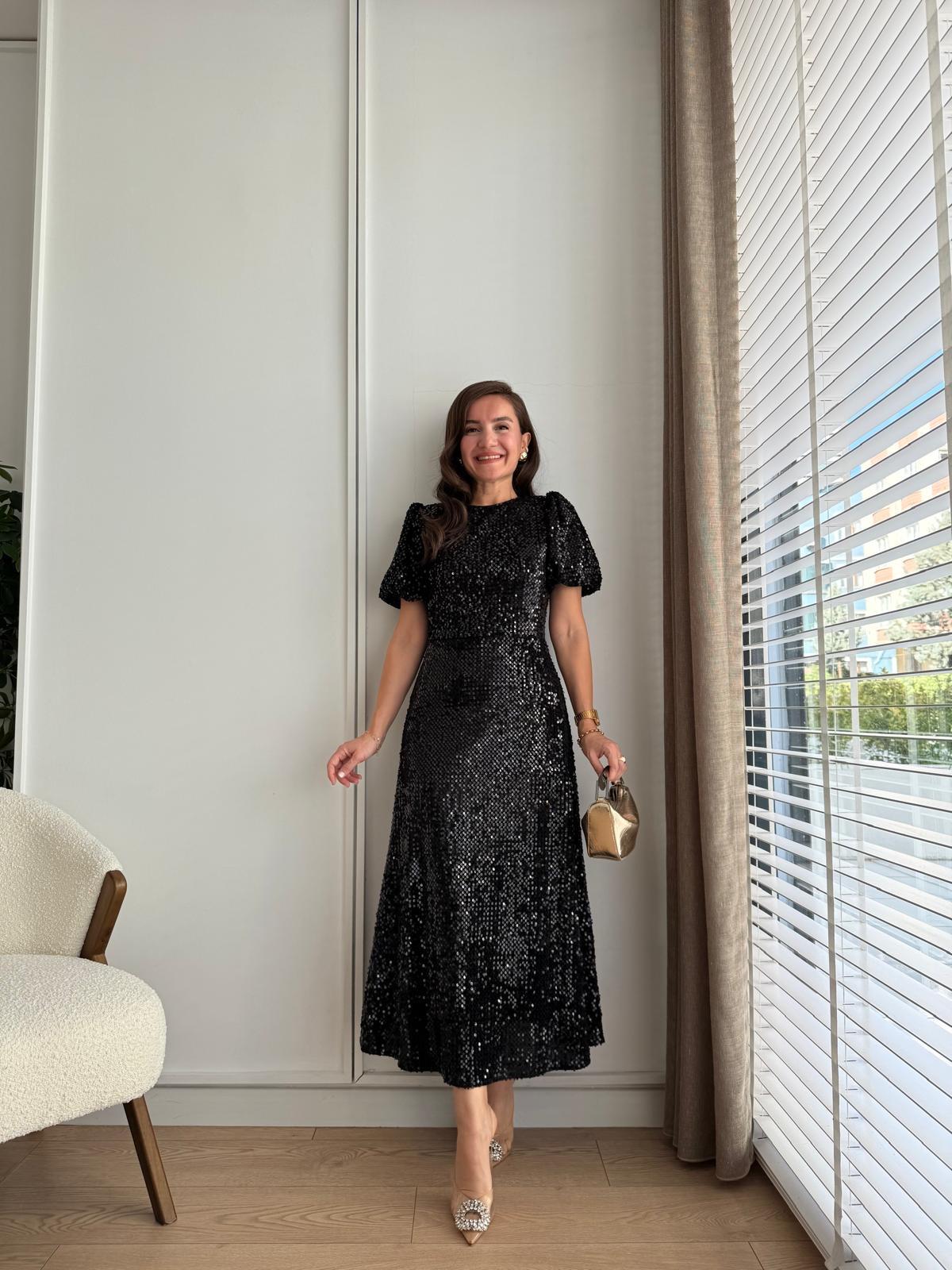 Siyah Balon Kol Payetli Elbise 8546