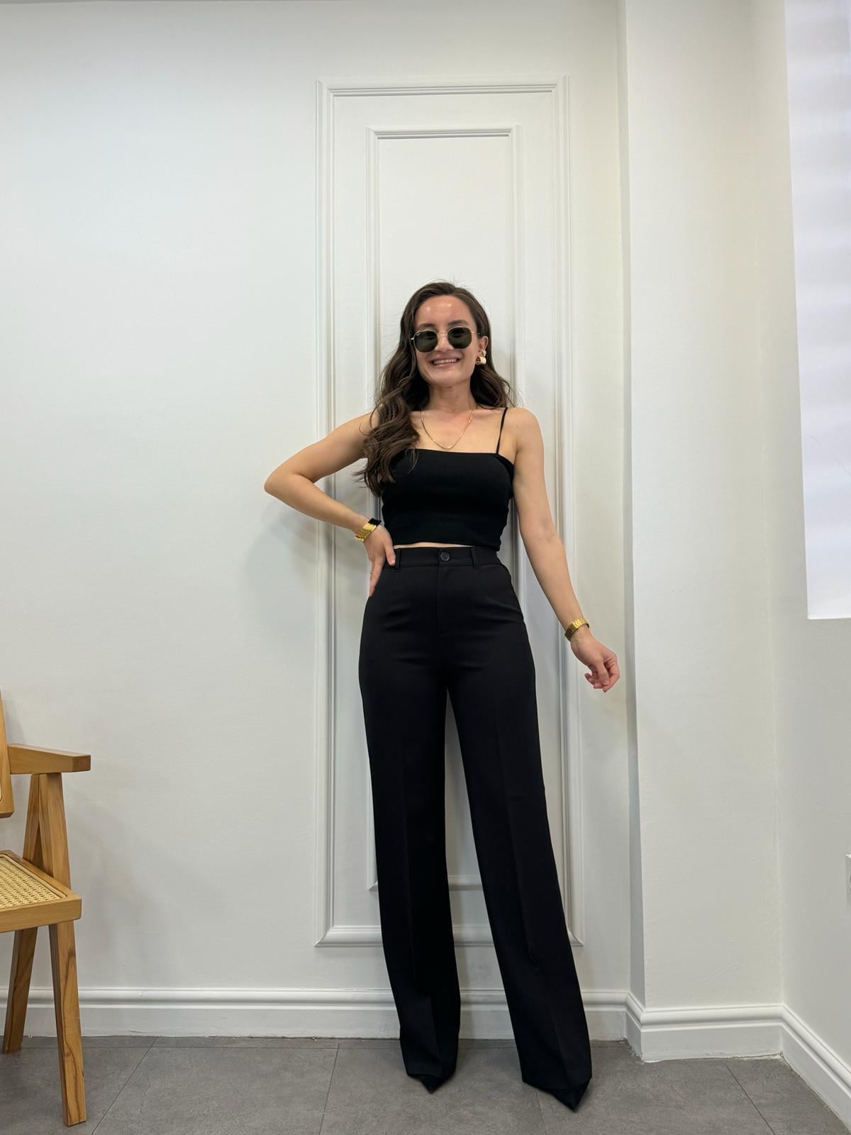 Siyah Bel Lastikli Bol Paça Kumaş Pantolon 1802