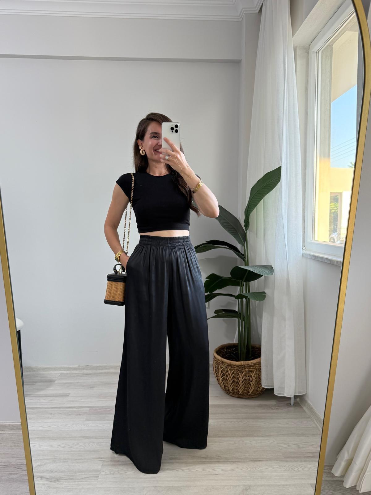 Siyah Bel Lastikli Geniş Paça Pantolon 421